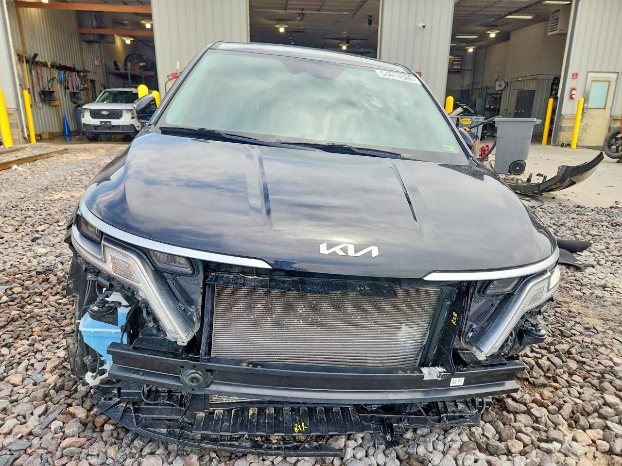 2023 Kia Carnival Lx Black vin: KNDNB4H30P6205511