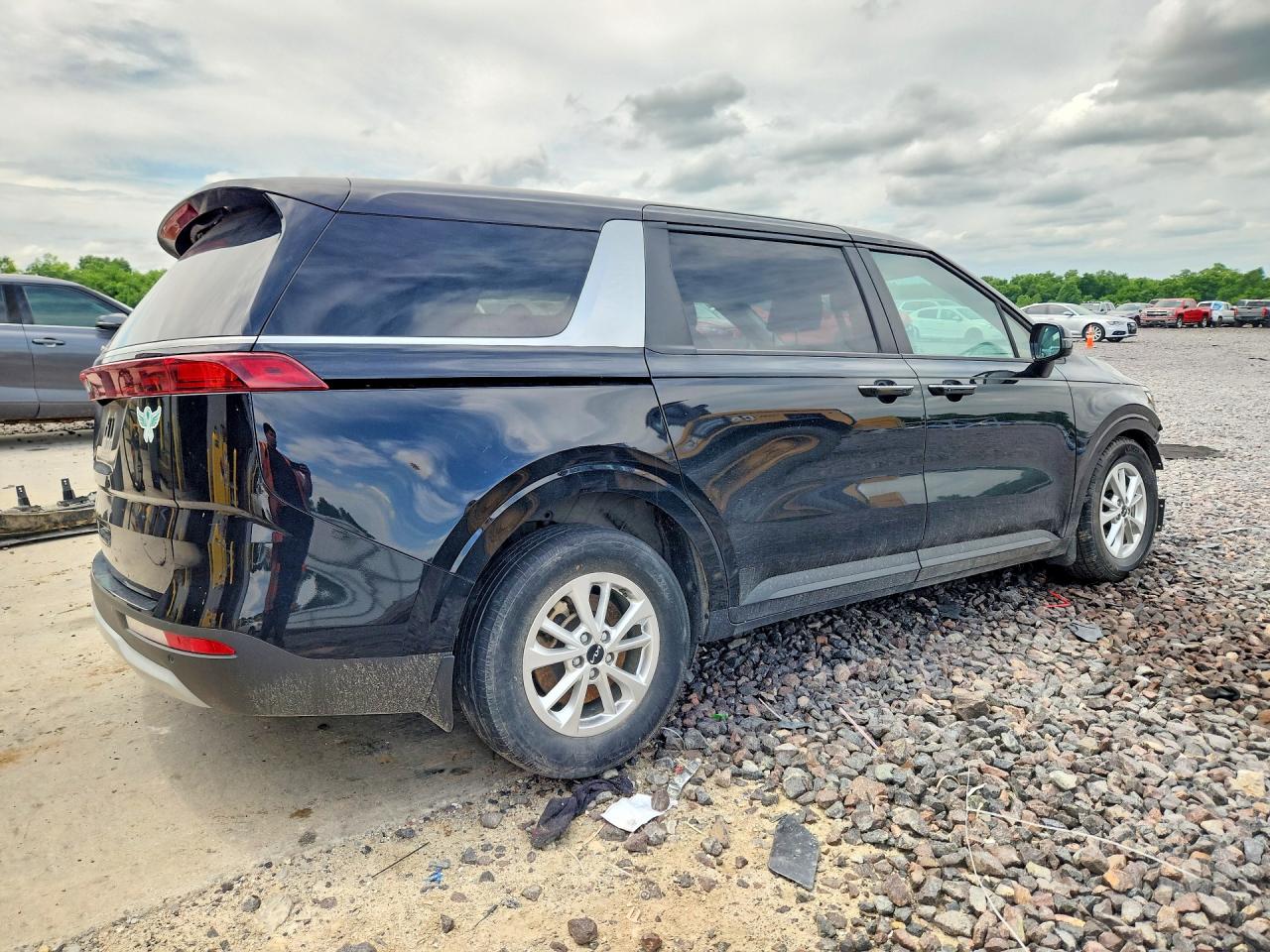 2023 Kia Carnival Lx Black vin: KNDNB4H30P6205511