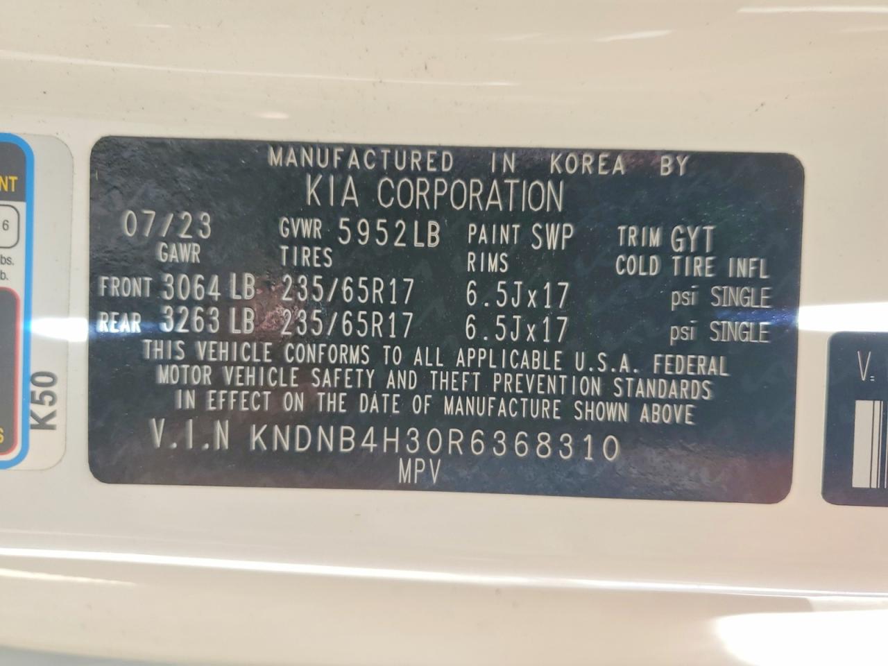 2024 Kia Carnival Lx White vin: KNDNB4H30R6368310