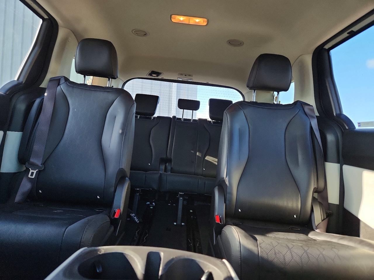2024 Kia Carnival Lx Белый vin: KNDNB4H32R6306858