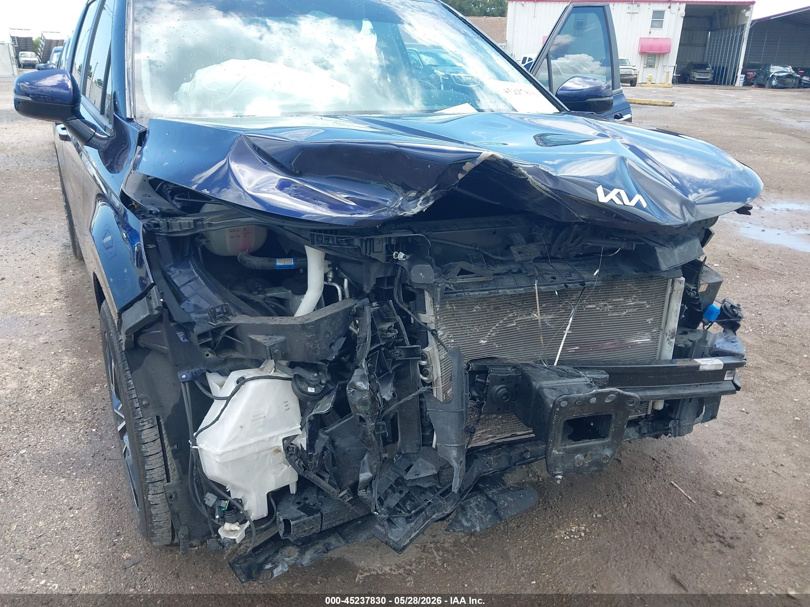 2022 Kia Carnival Mpv Lx Seat Package Navy vin: KNDNB4H39N6143393