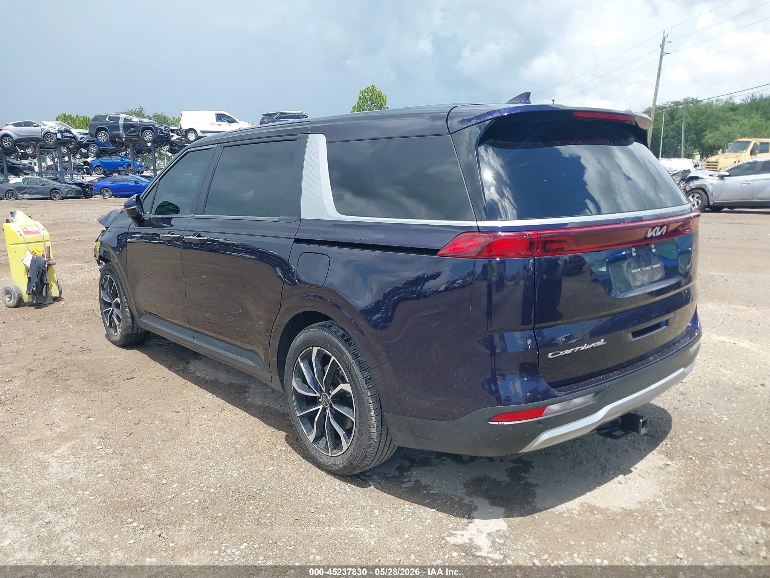 2022 Kia Carnival Mpv Lx Seat Package Navy vin: KNDNB4H39N6143393