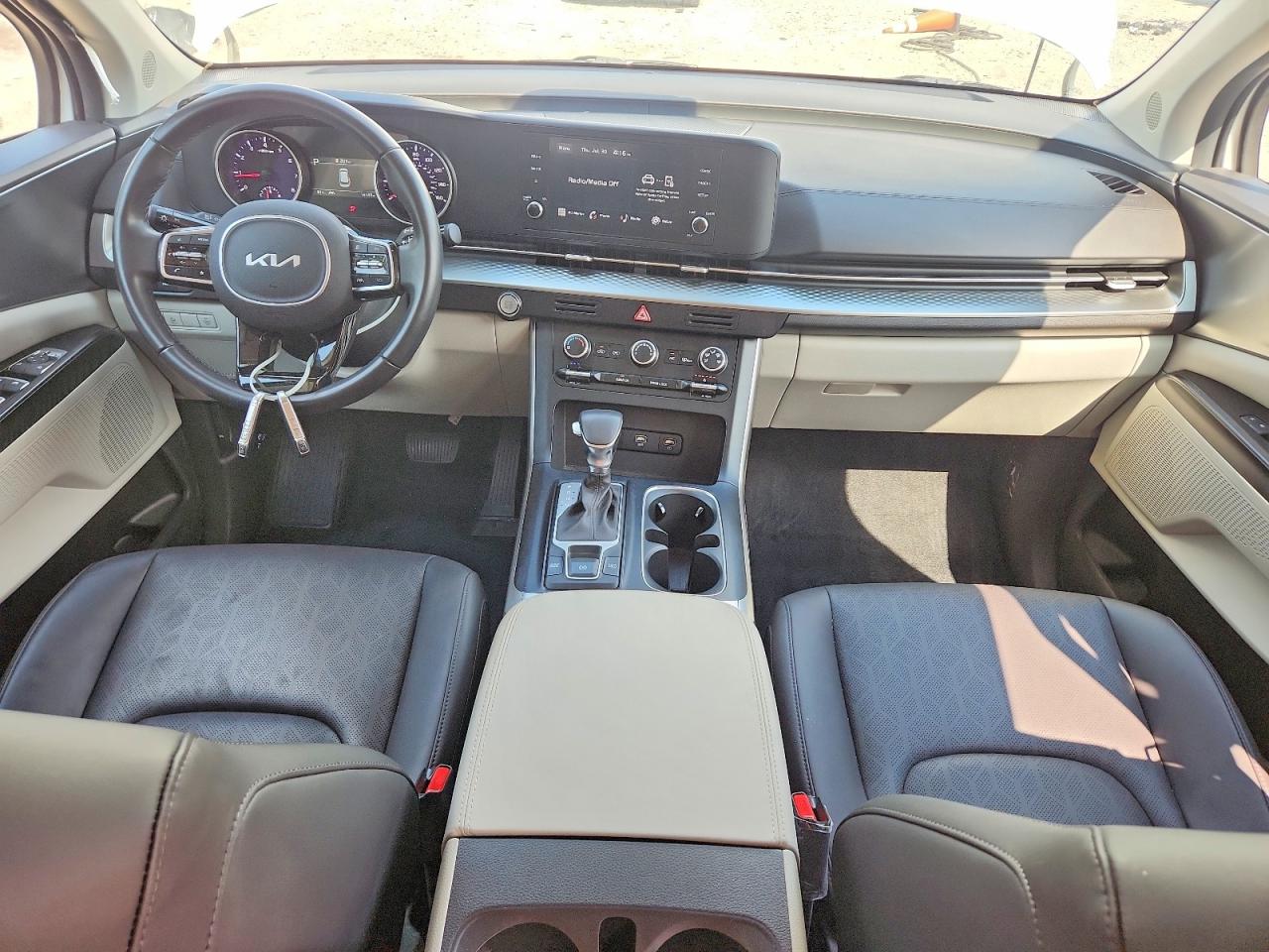 2023 Kia Carnival Lx White vin: KNDNB4H3XP6254716