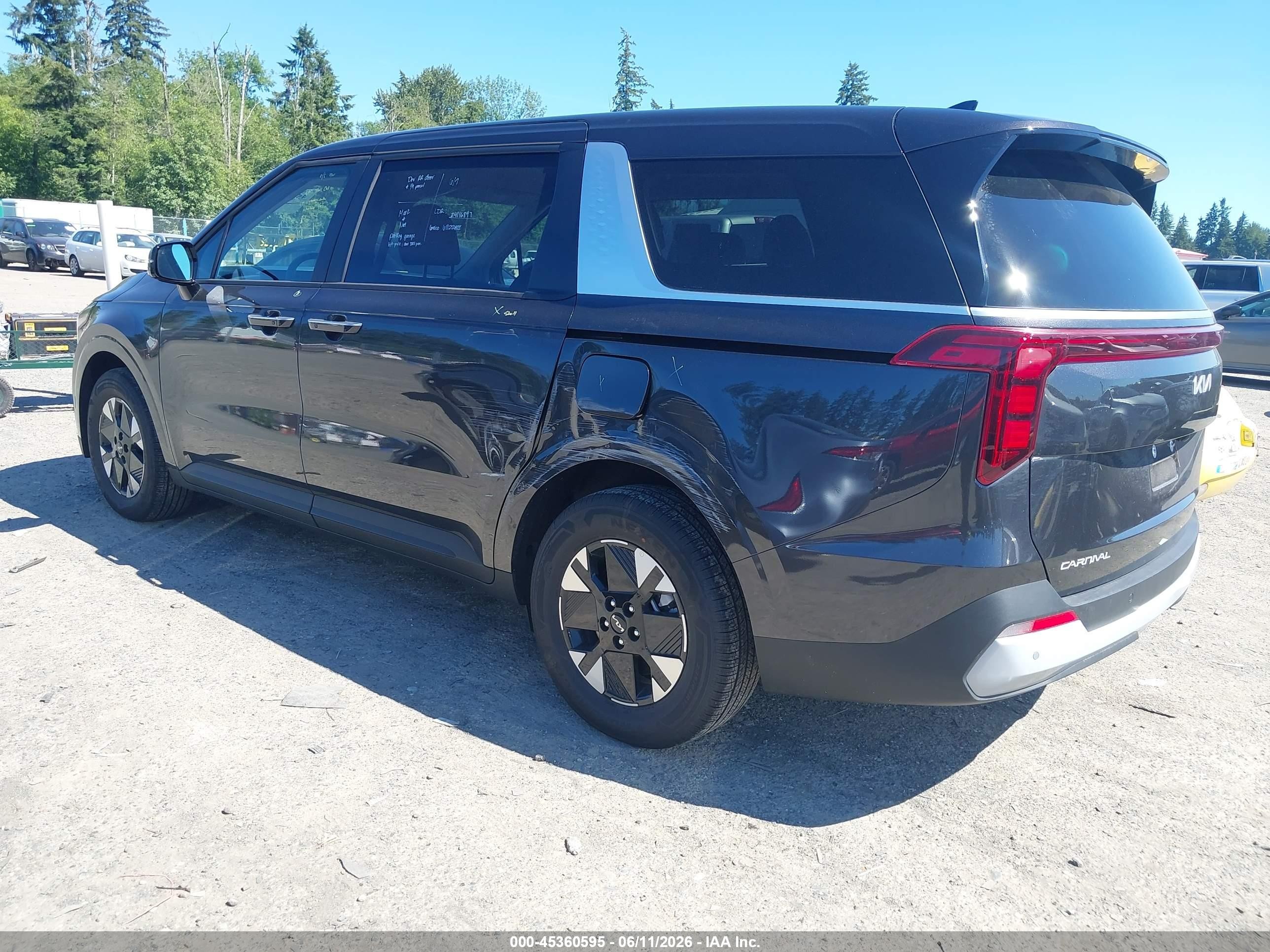 2026 Kia Carnival Mpv Hybrid Lxs Gray vin: KNDNB5KA7T6165628