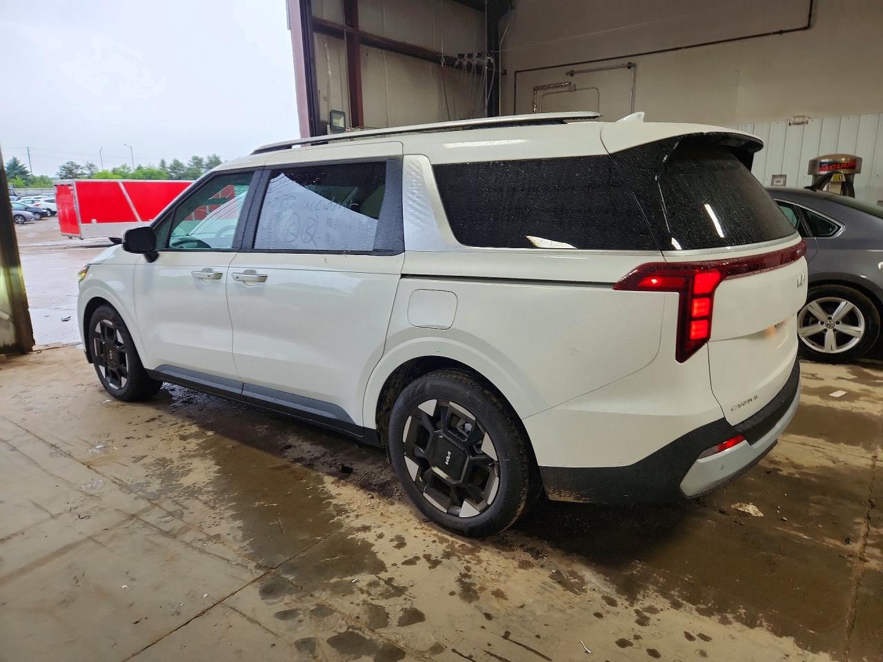 2026 Kia Carnival Ex Белый vin: KNDNC5K38T6635261