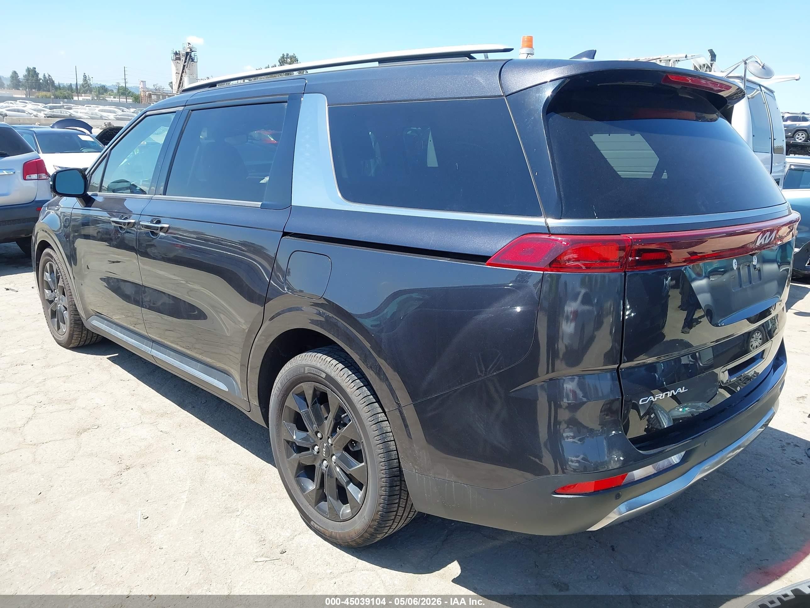 2024 Kia Carnival Mpv Sx Черный vin: KNDNE5H37R6402479