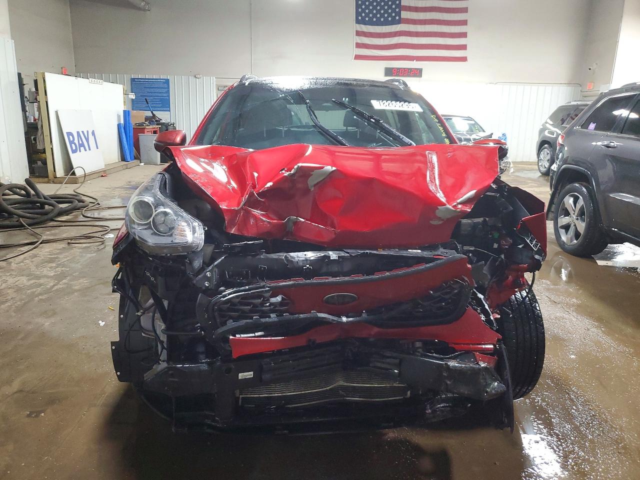 2022 Kia Sportage Nightfall Red vin: KNDP63AC2N7011393