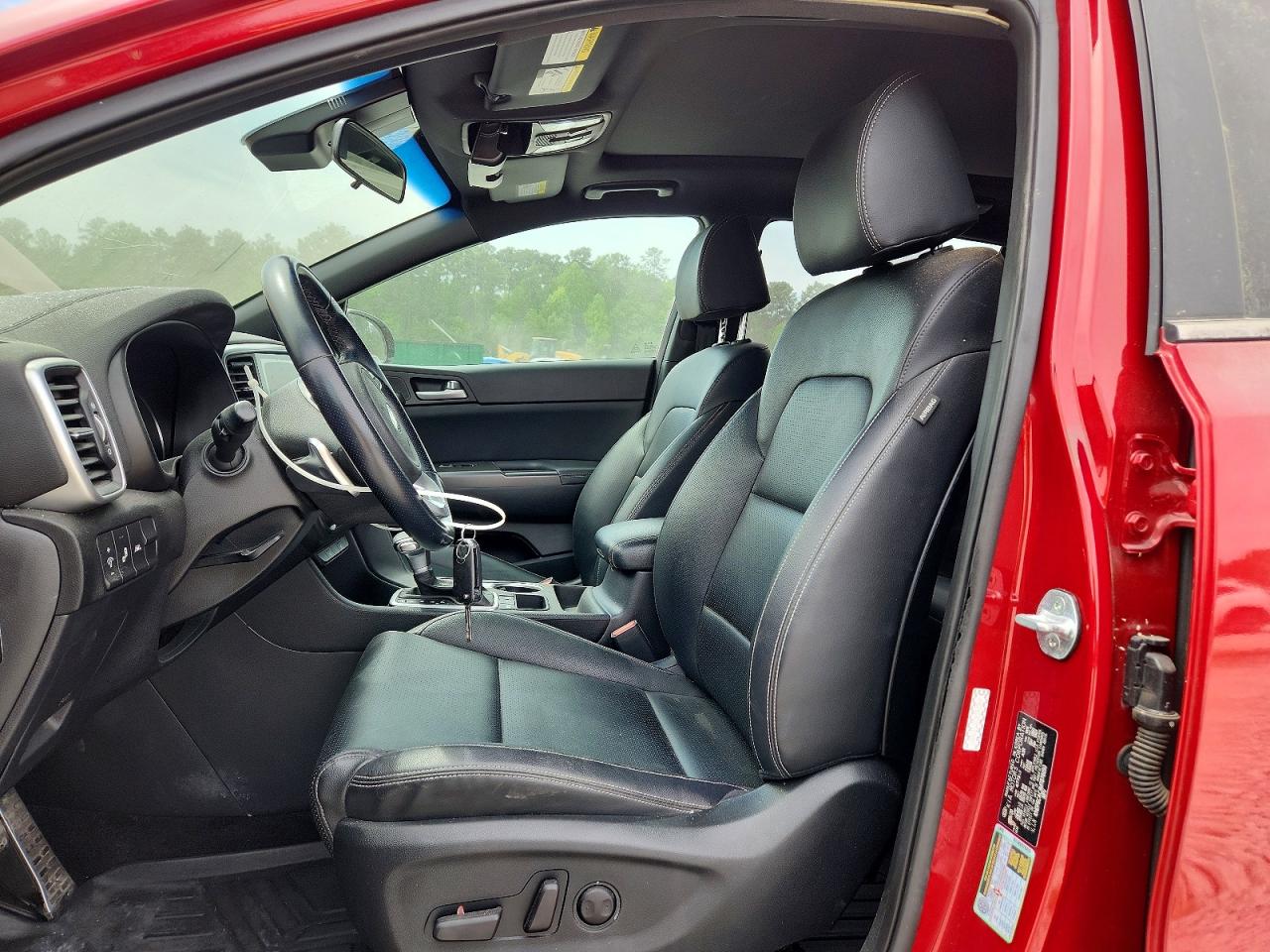 2021 Kia Sportage S Red vin: KNDP6CAC3M7876050