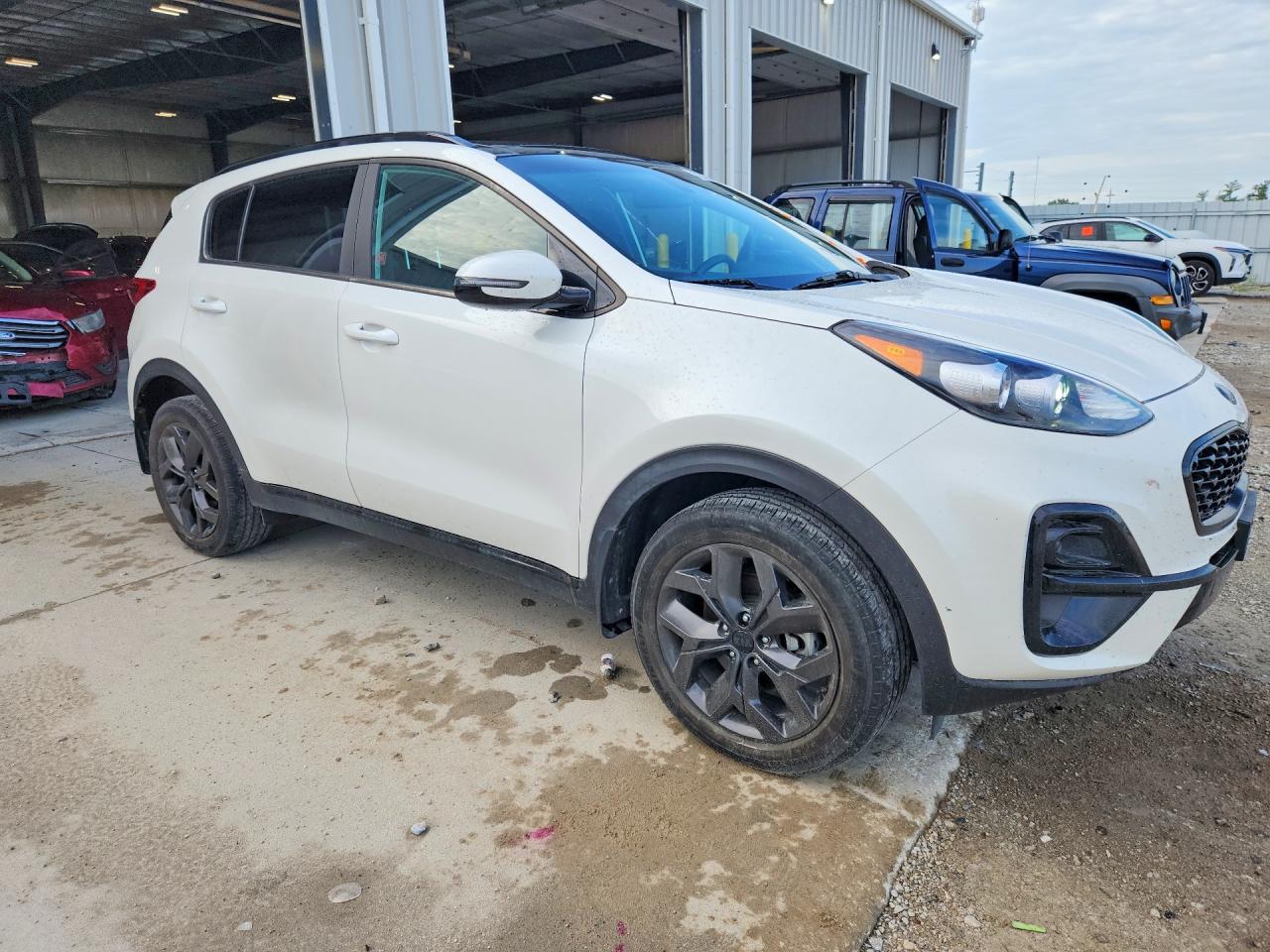 2022 Kia Sportage S White vin: KNDP6CAC8N7957840