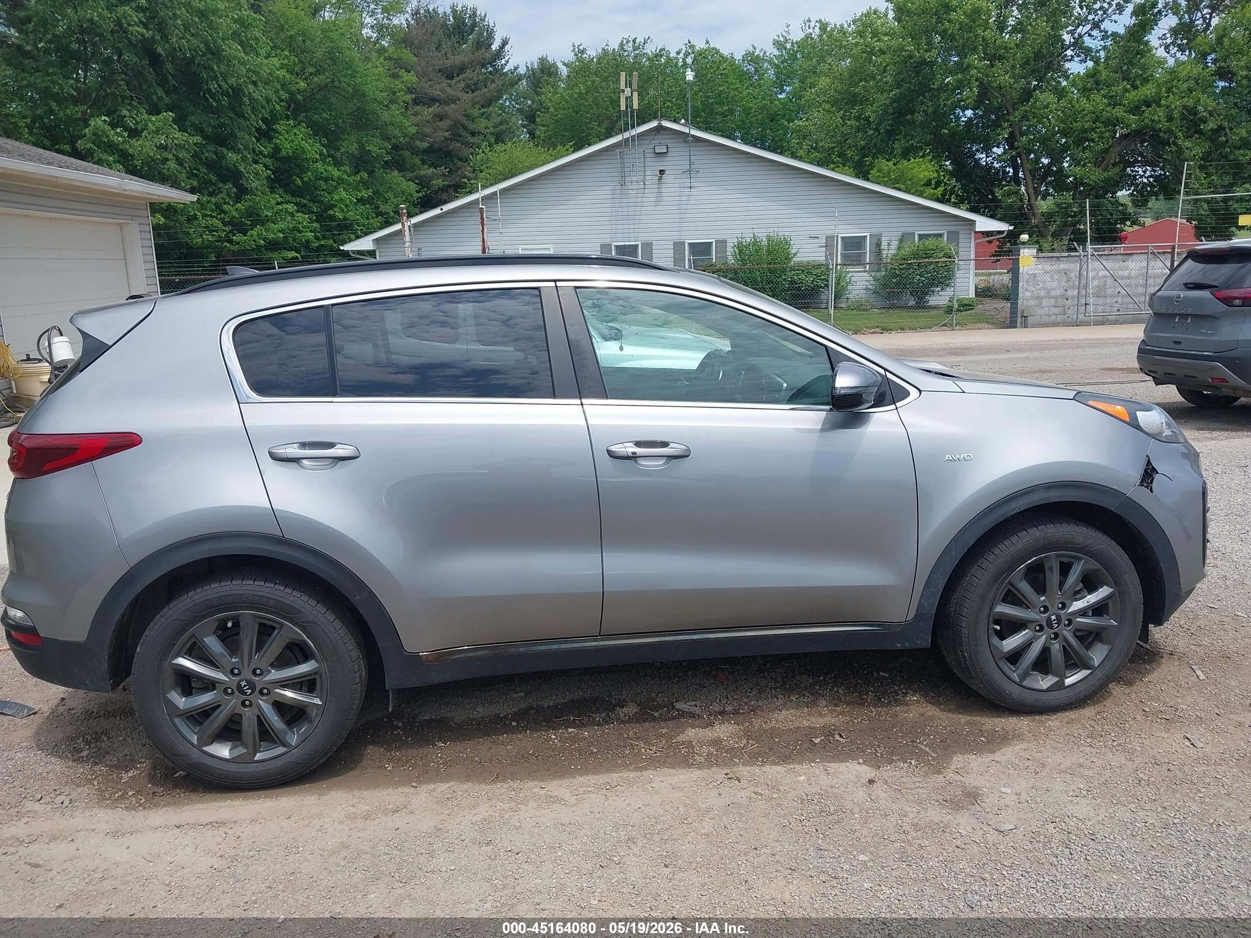 2020 Kia Sportage S Серебряный vin: KNDP6CAC9L7715779