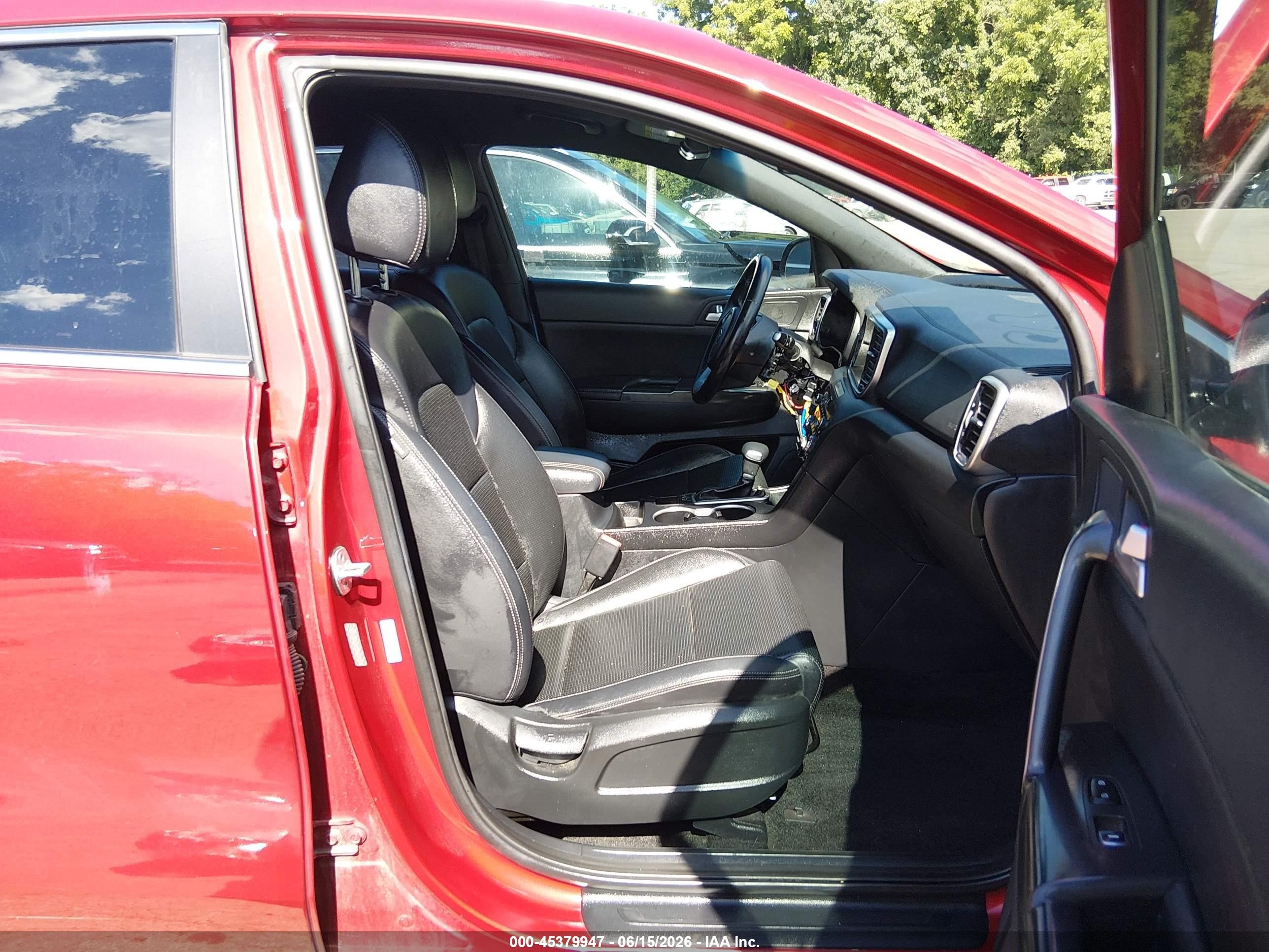 2021 Kia Sportage S Red vin: KNDP6CACXM7844485