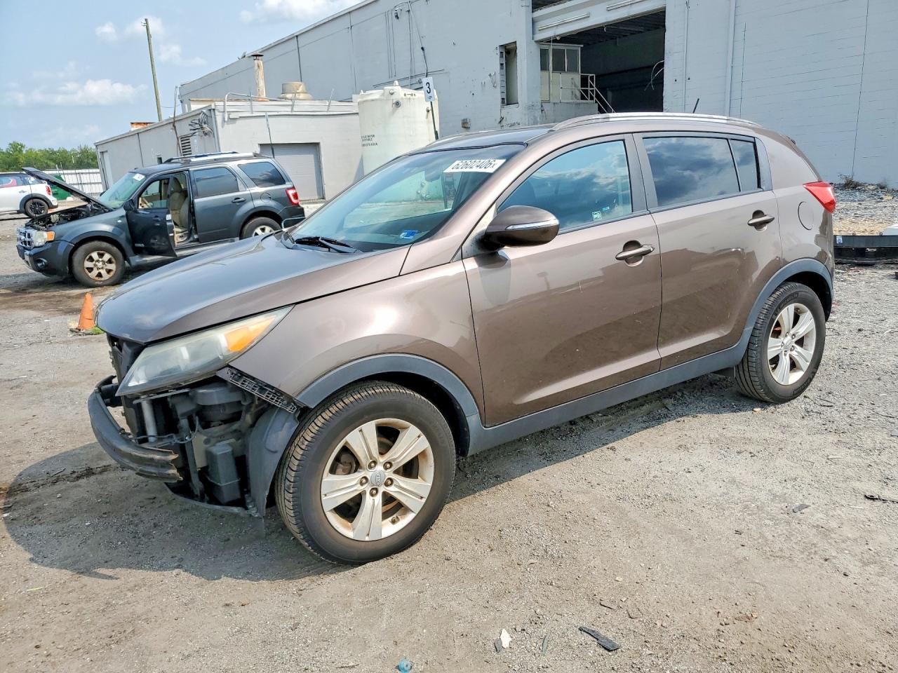 2011 Kia Sportage Lx Желто-коричневый vin: KNDPB3A20B7033701