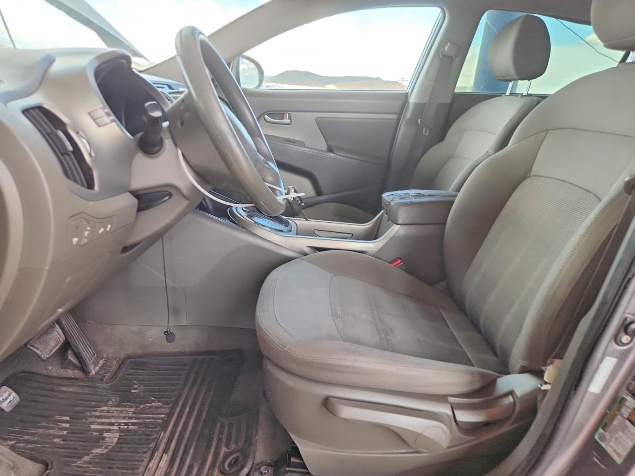 2011 Kia Sportage Lx Gray vin: KNDPB3A20B7078315
