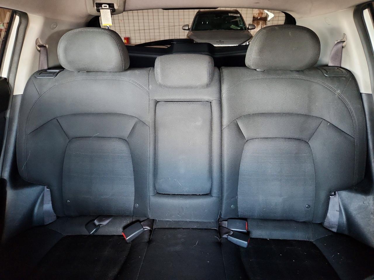 2012 Kia Sportage Lx White vin: KNDPB3A20C7288947