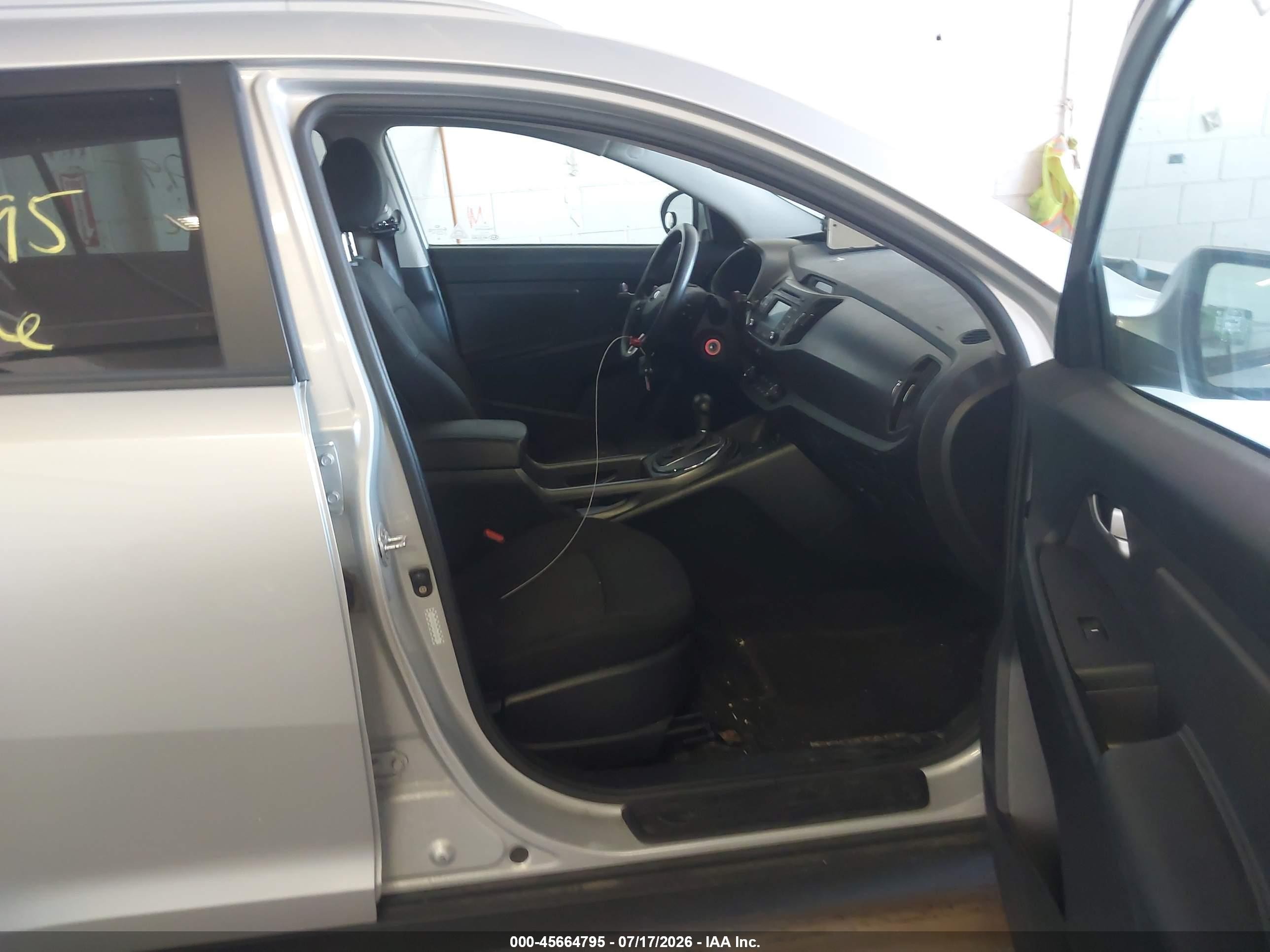 2013 Kia Sportage Lx Silver vin: KNDPB3A20D7358089