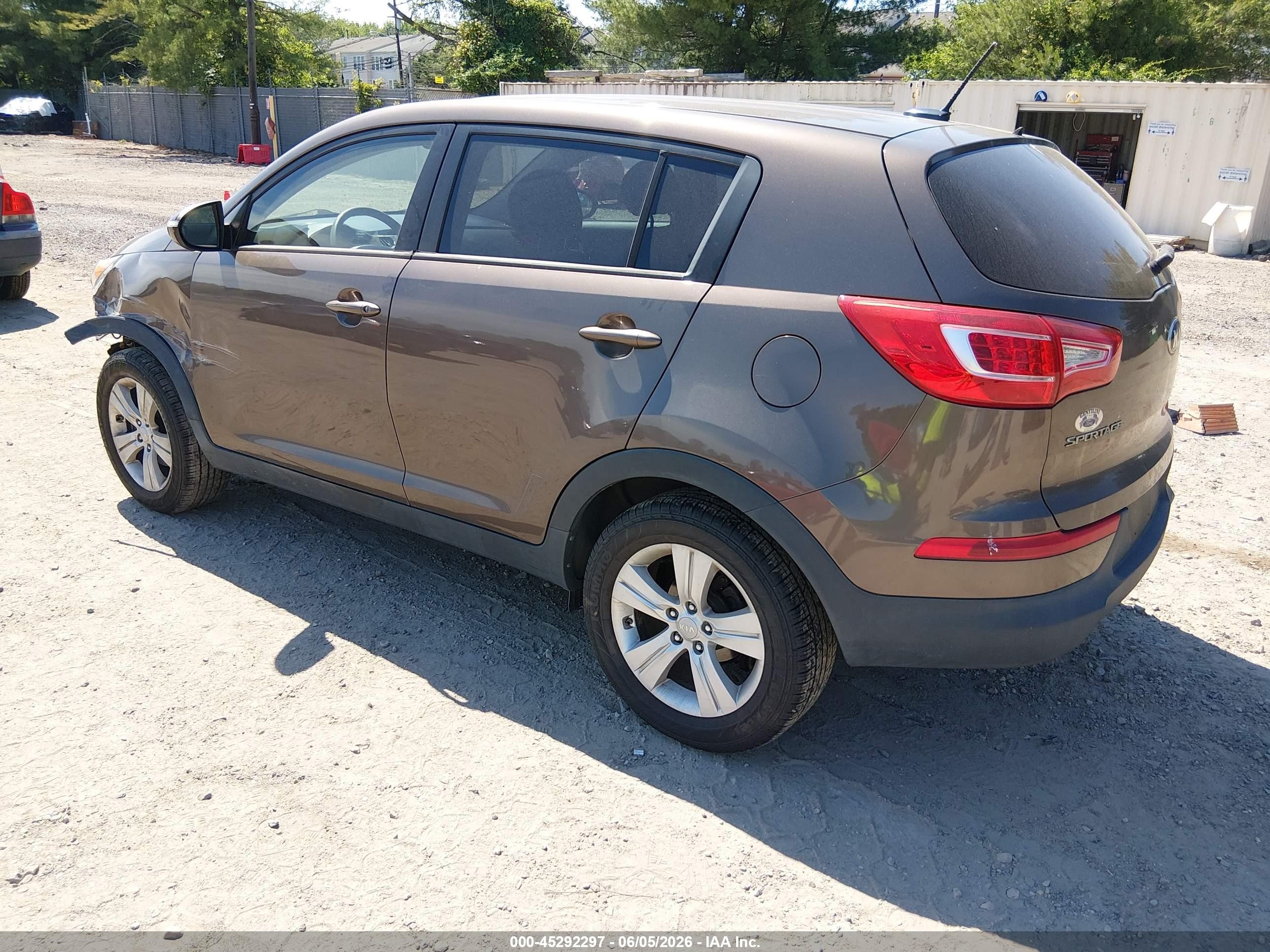 2013 Kia Sportage Lx Brown vin: KNDPB3A20D7379556