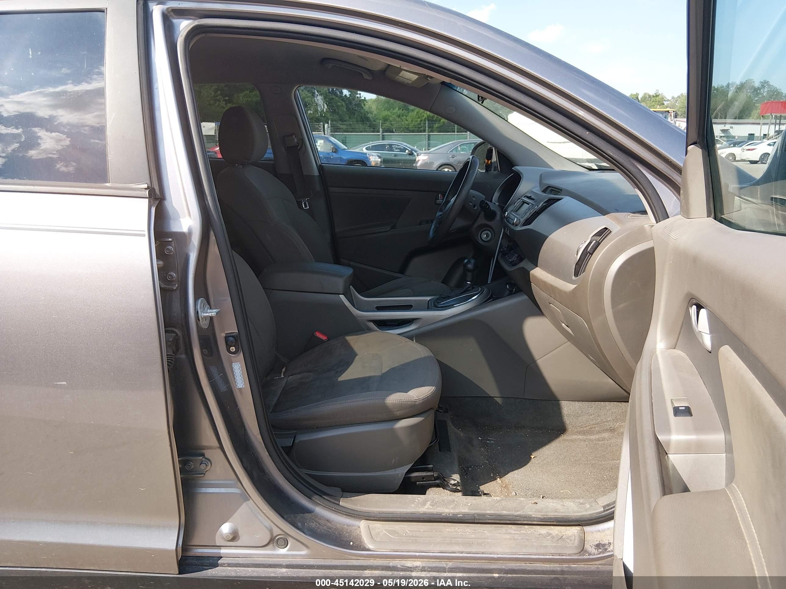 2013 Kia Sportage Lx Gray vin: KNDPB3A20D7416119