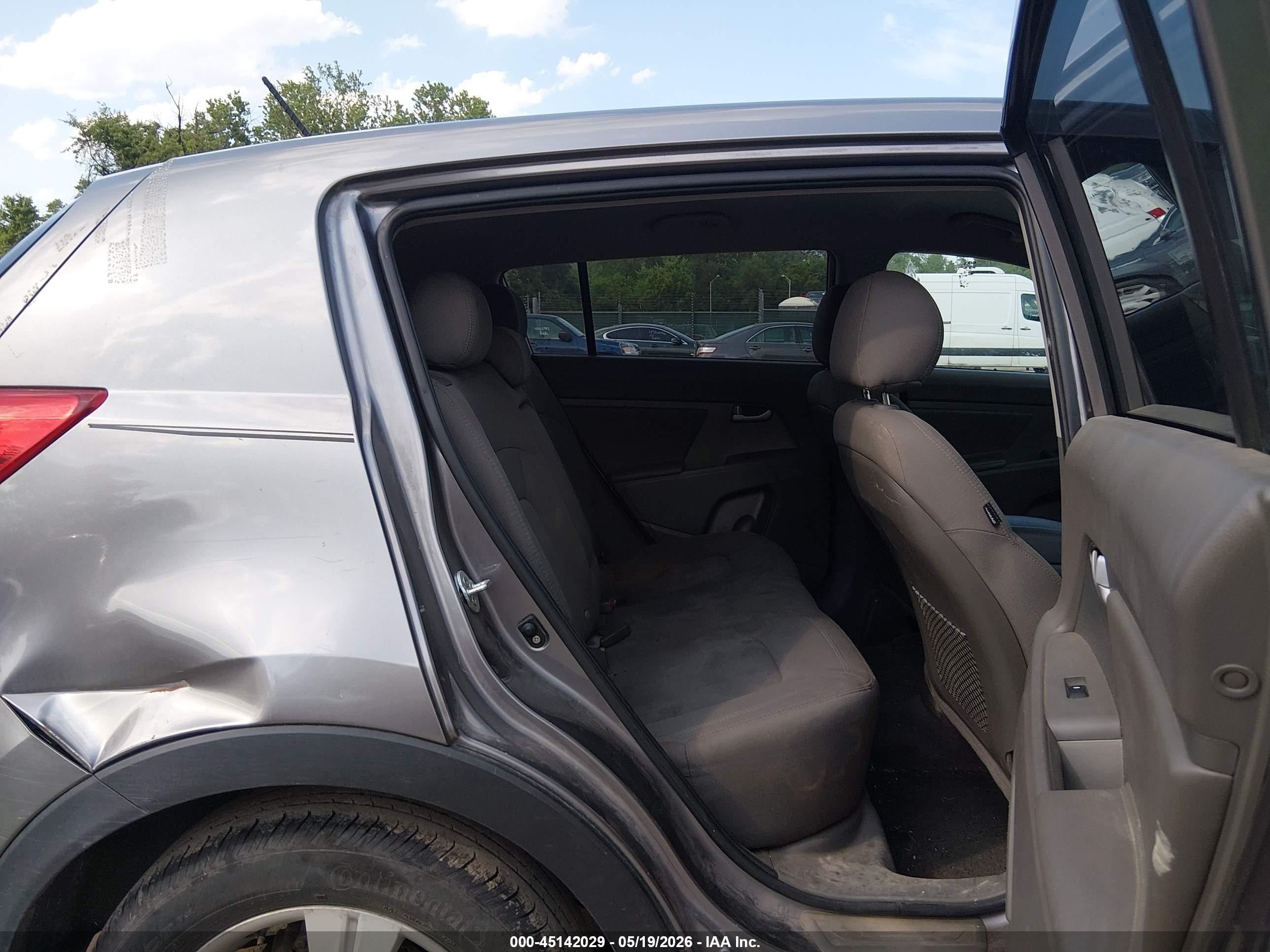2013 Kia Sportage Lx Gray vin: KNDPB3A20D7416119