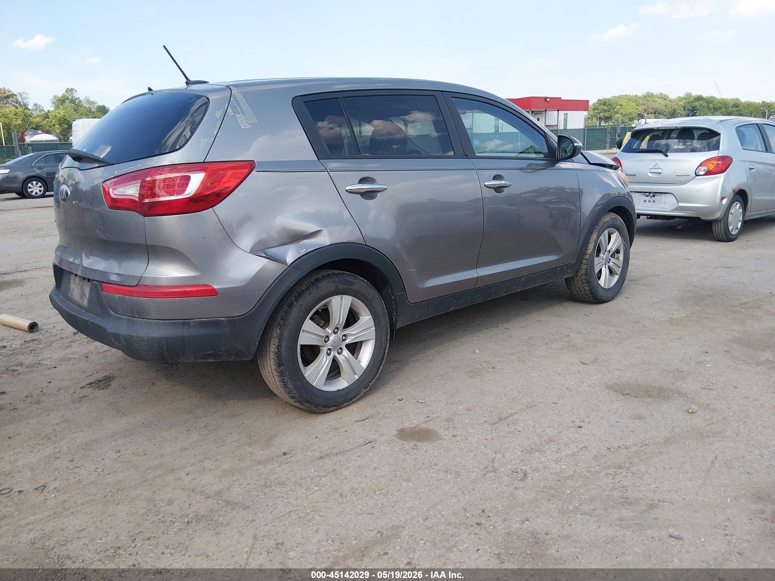 2013 Kia Sportage Lx Gray vin: KNDPB3A20D7416119