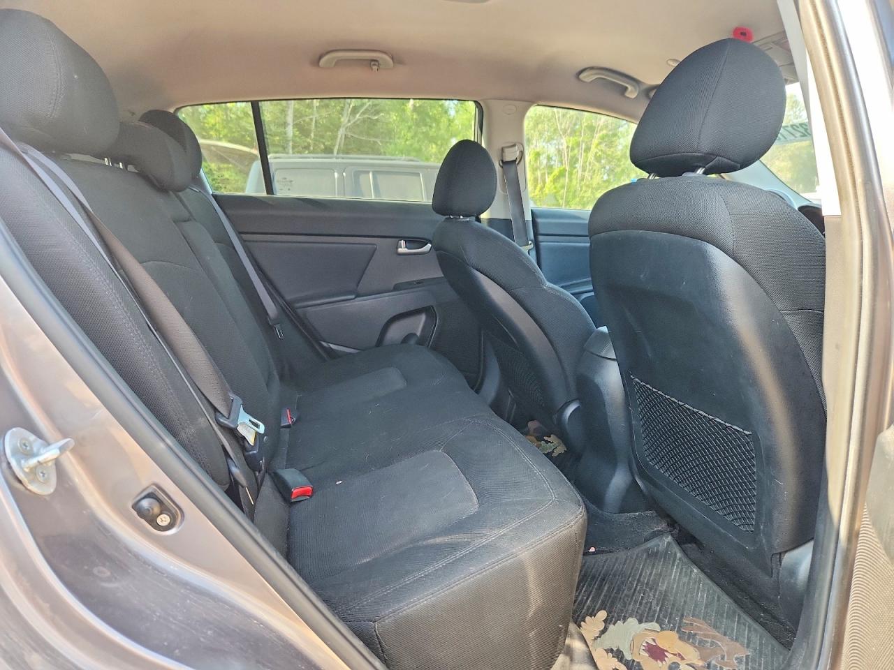 2011 Kia Sportage Lx Gray vin: KNDPB3A21B7024697