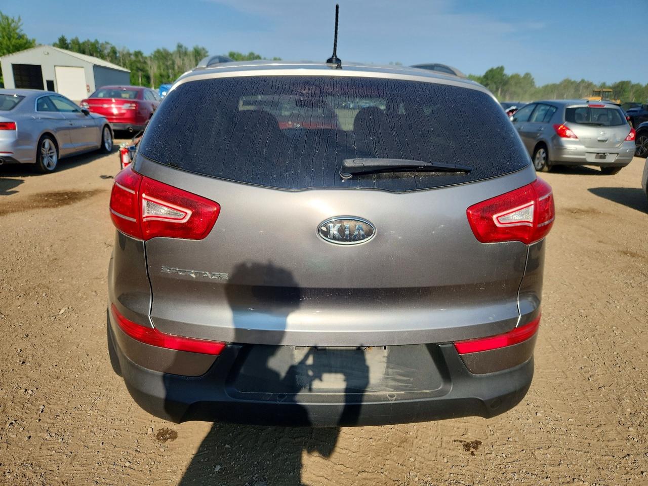 2011 Kia Sportage Lx Gray vin: KNDPB3A21B7024697