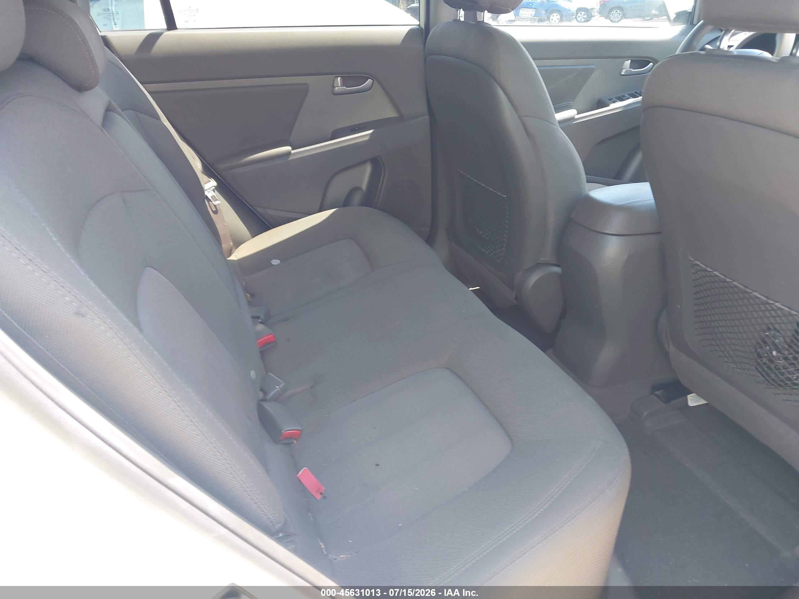 2012 Kia Sportage Lx White vin: KNDPB3A21C7339548