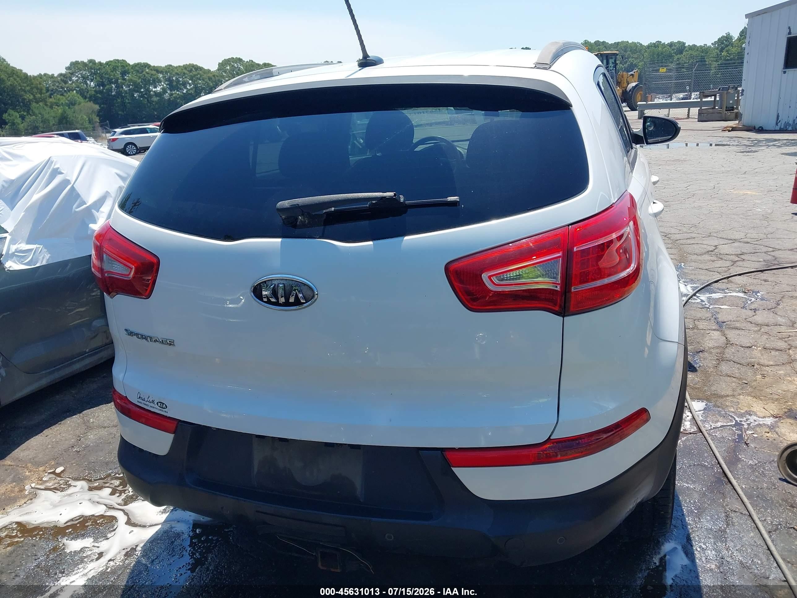 2012 Kia Sportage Lx White vin: KNDPB3A21C7339548