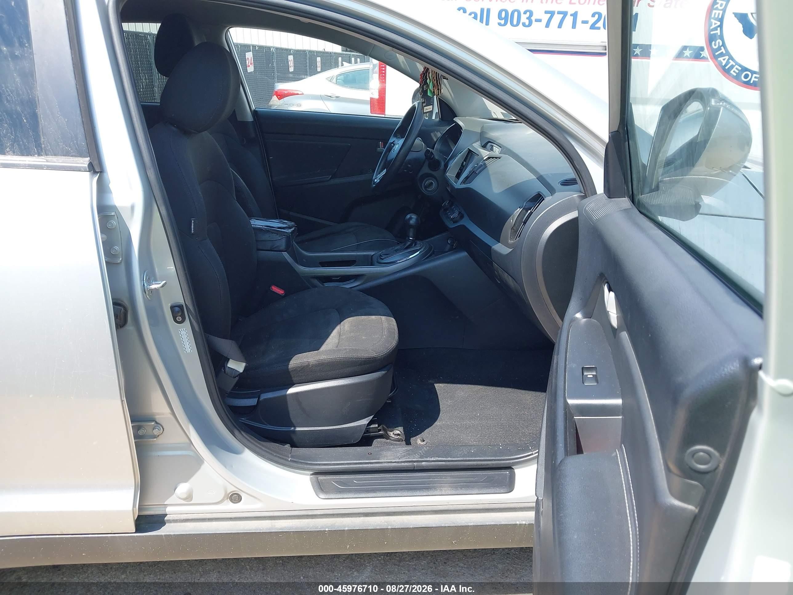 2011 Kia Sportage Lx Silver vin: KNDPB3A22B7074413