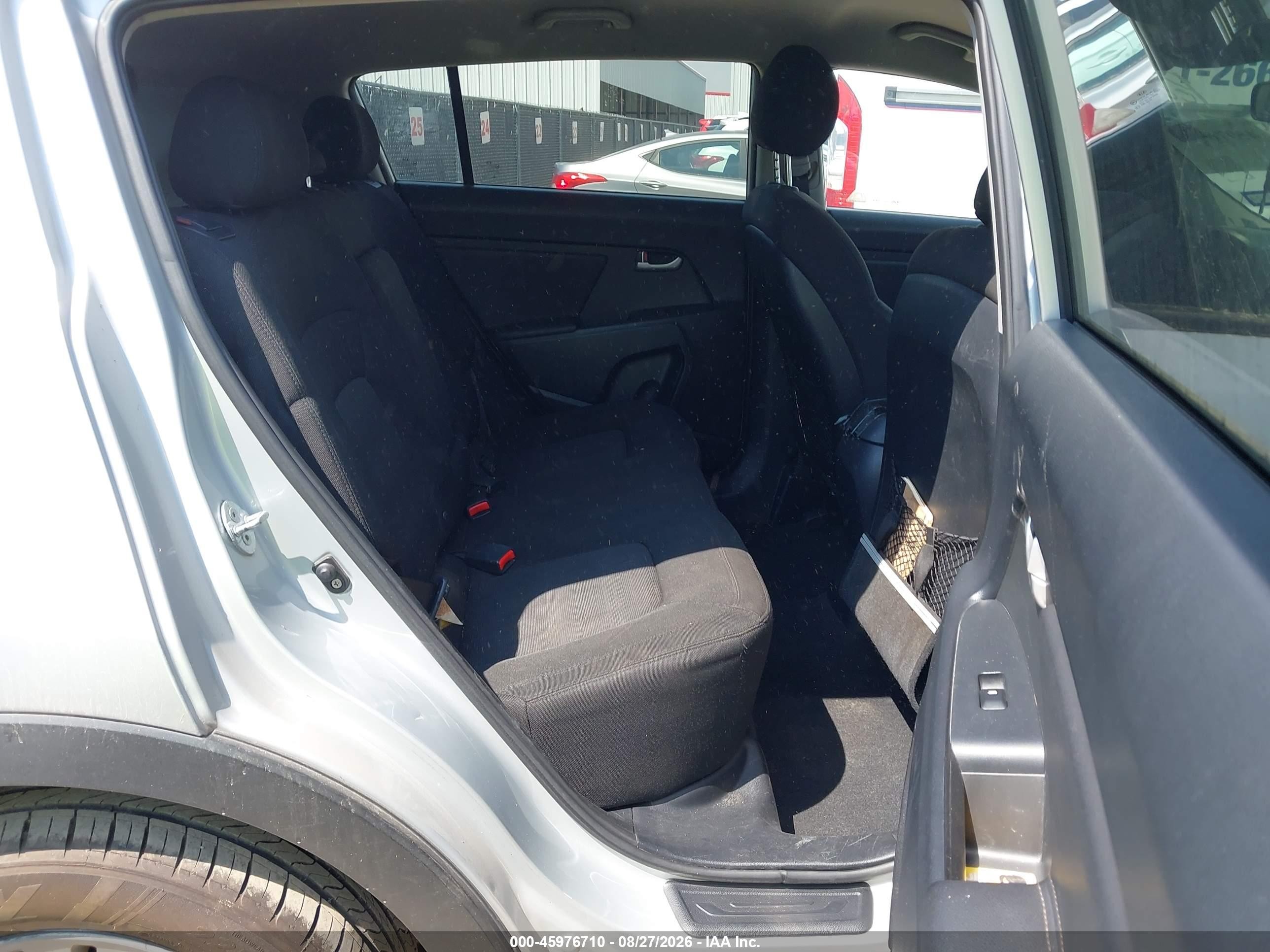 2011 Kia Sportage Lx Silver vin: KNDPB3A22B7074413