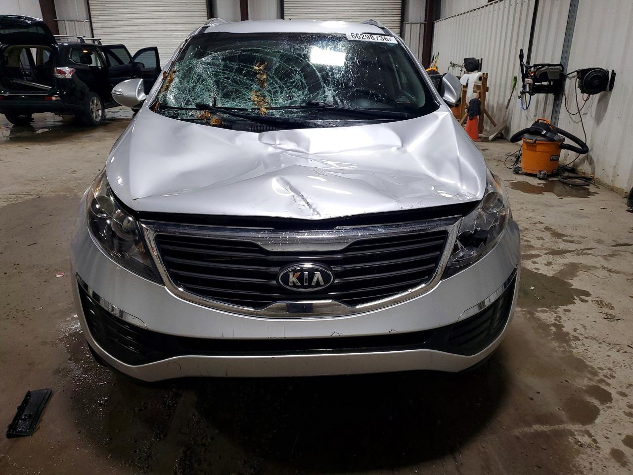2011 Kia Sportage Lx Silver vin: KNDPB3A22B7171112