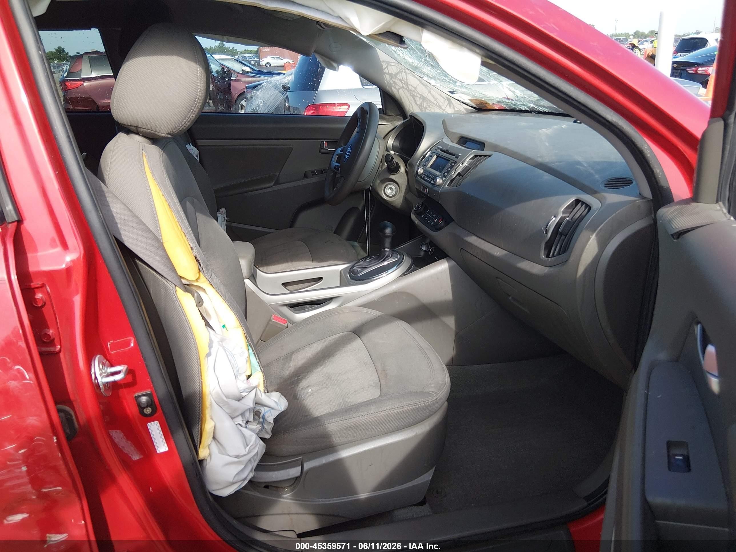 2012 Kia Sportage Lx Красный vin: KNDPB3A22C7224702