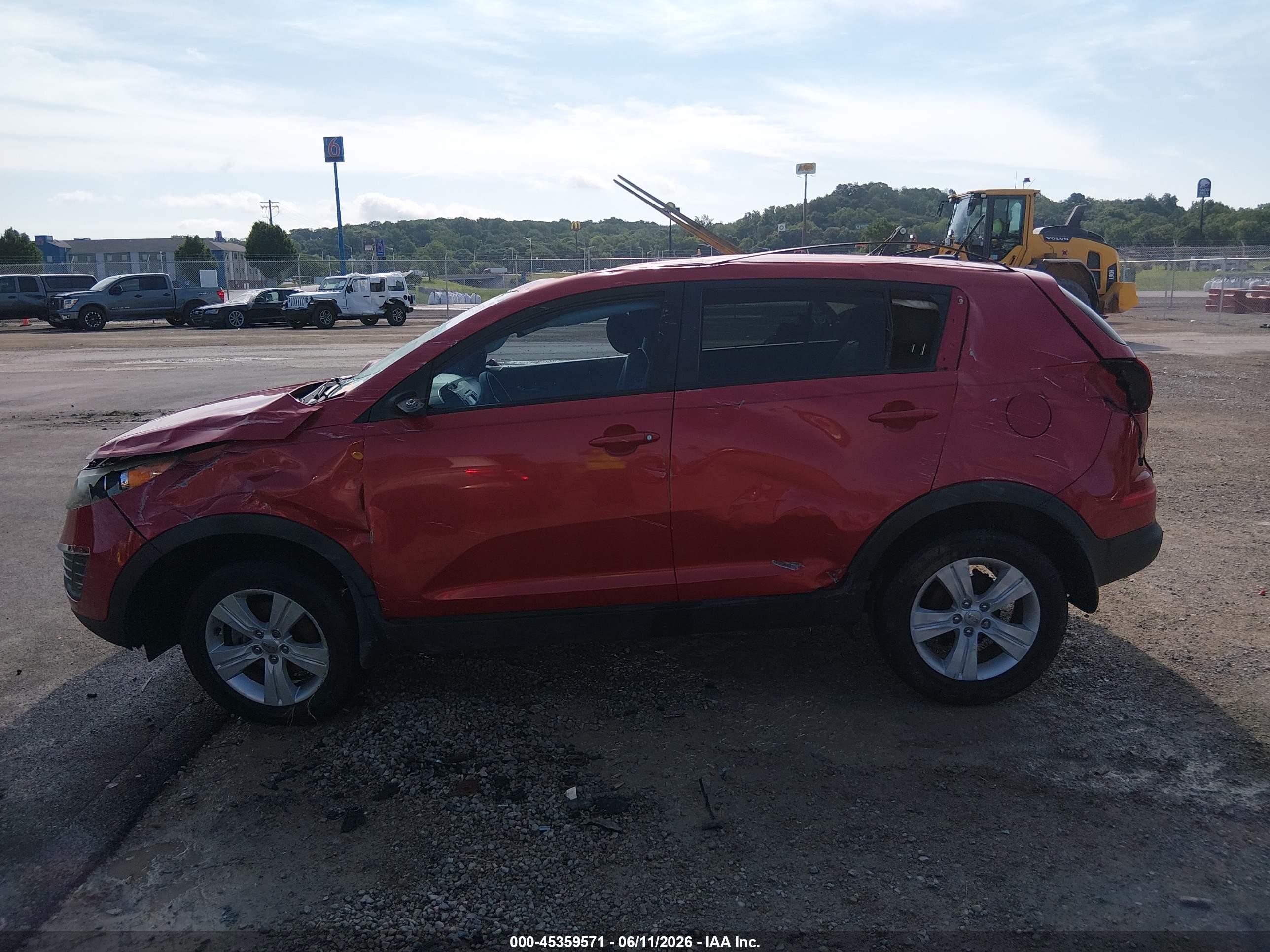2012 Kia Sportage Lx Красный vin: KNDPB3A22C7224702