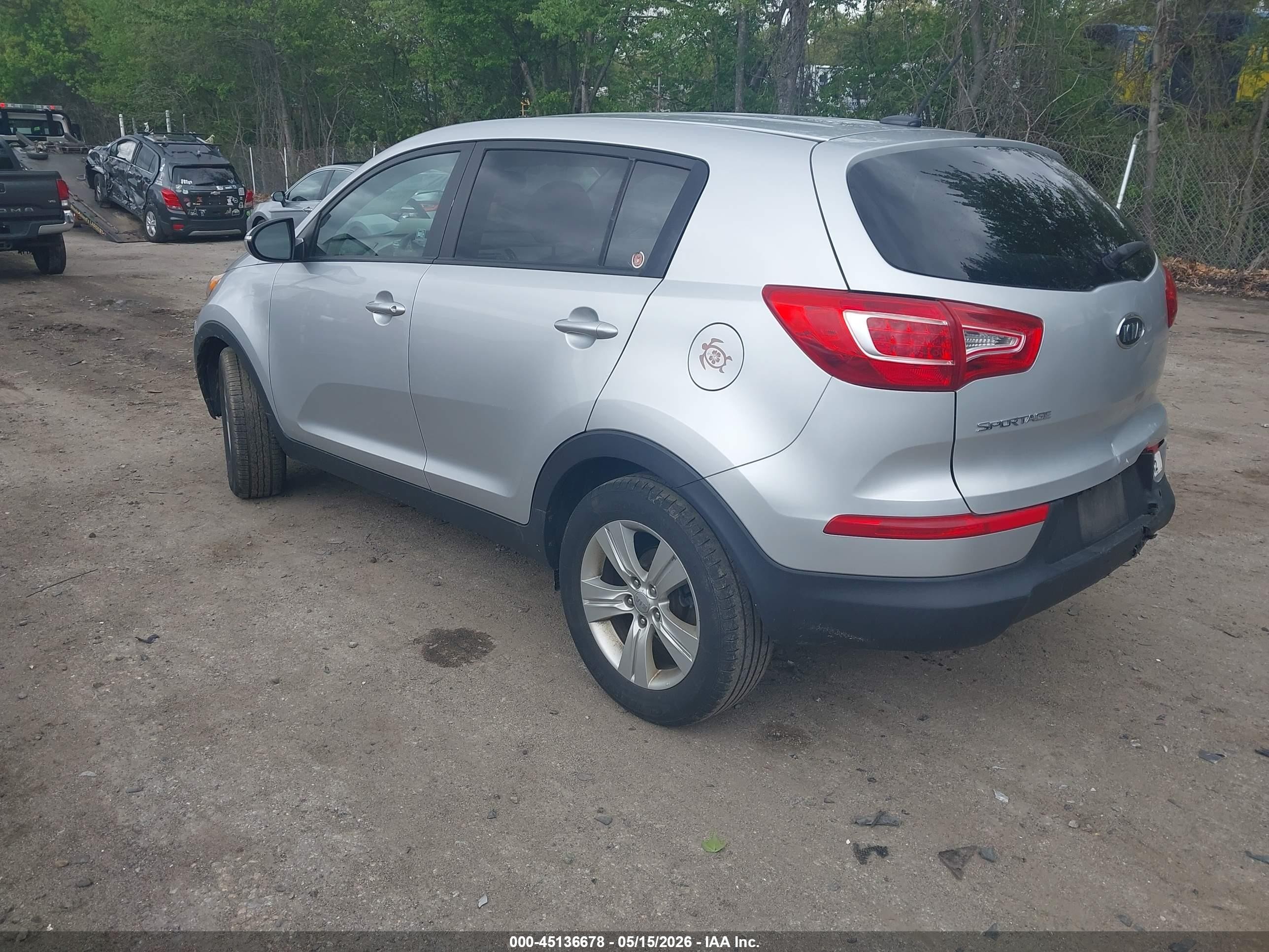2012 Kia Sportage Lx Silver vin: KNDPB3A22C7238888