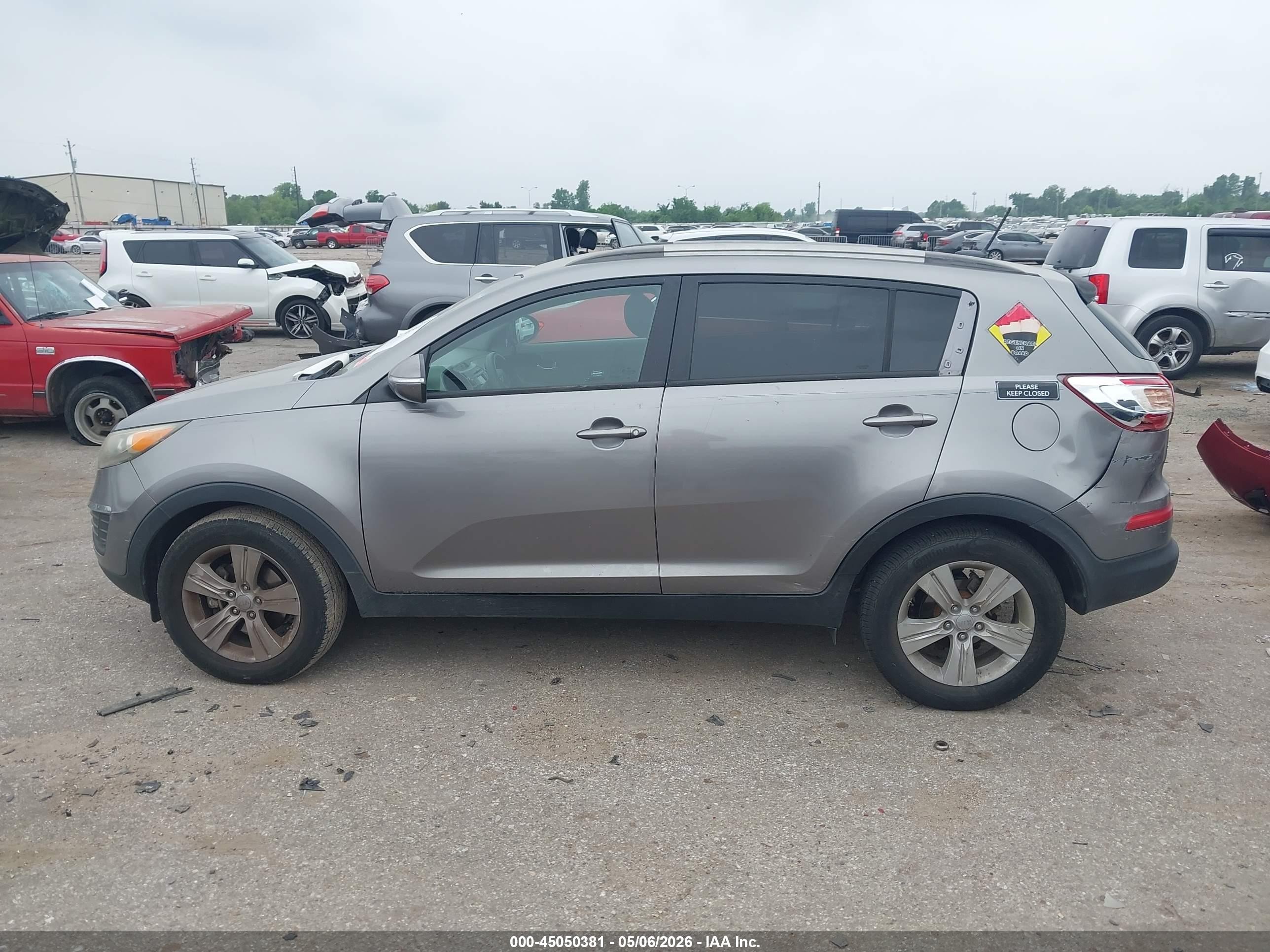 2012 Kia Sportage Lx Gray vin: KNDPB3A22C7259529