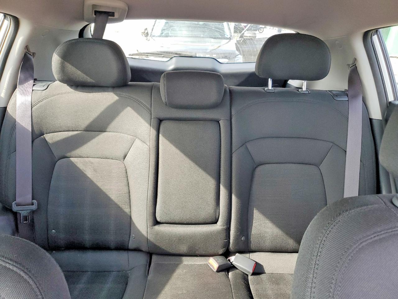 2012 Kia Sportage Lx Silver vin: KNDPB3A22C7322175