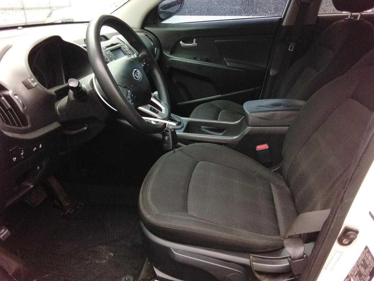 2012 Kia Sportage Lx White vin: KNDPB3A22C7330888