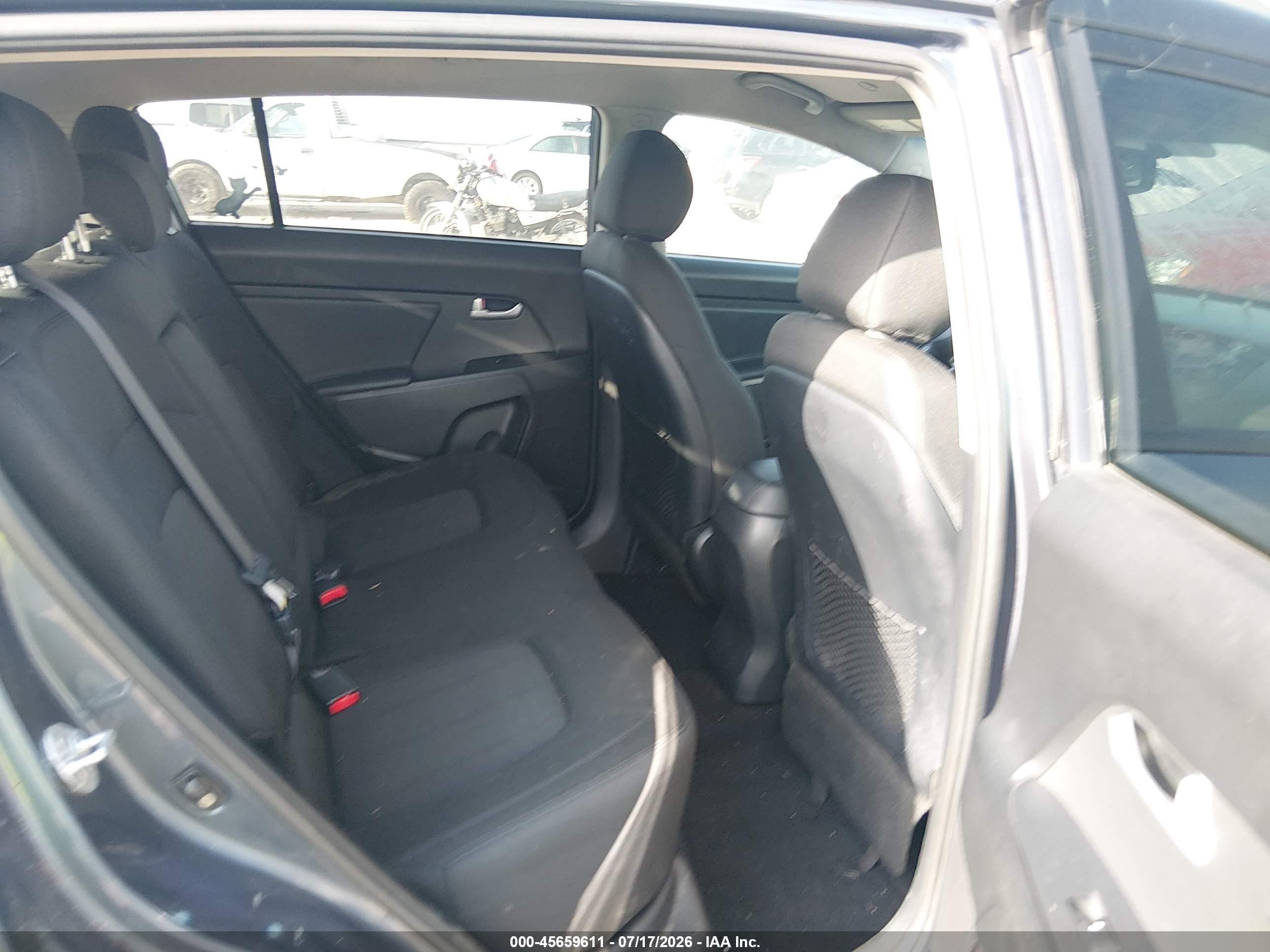 2013 Kia Sportage Lx Gray vin: KNDPB3A22D7371782