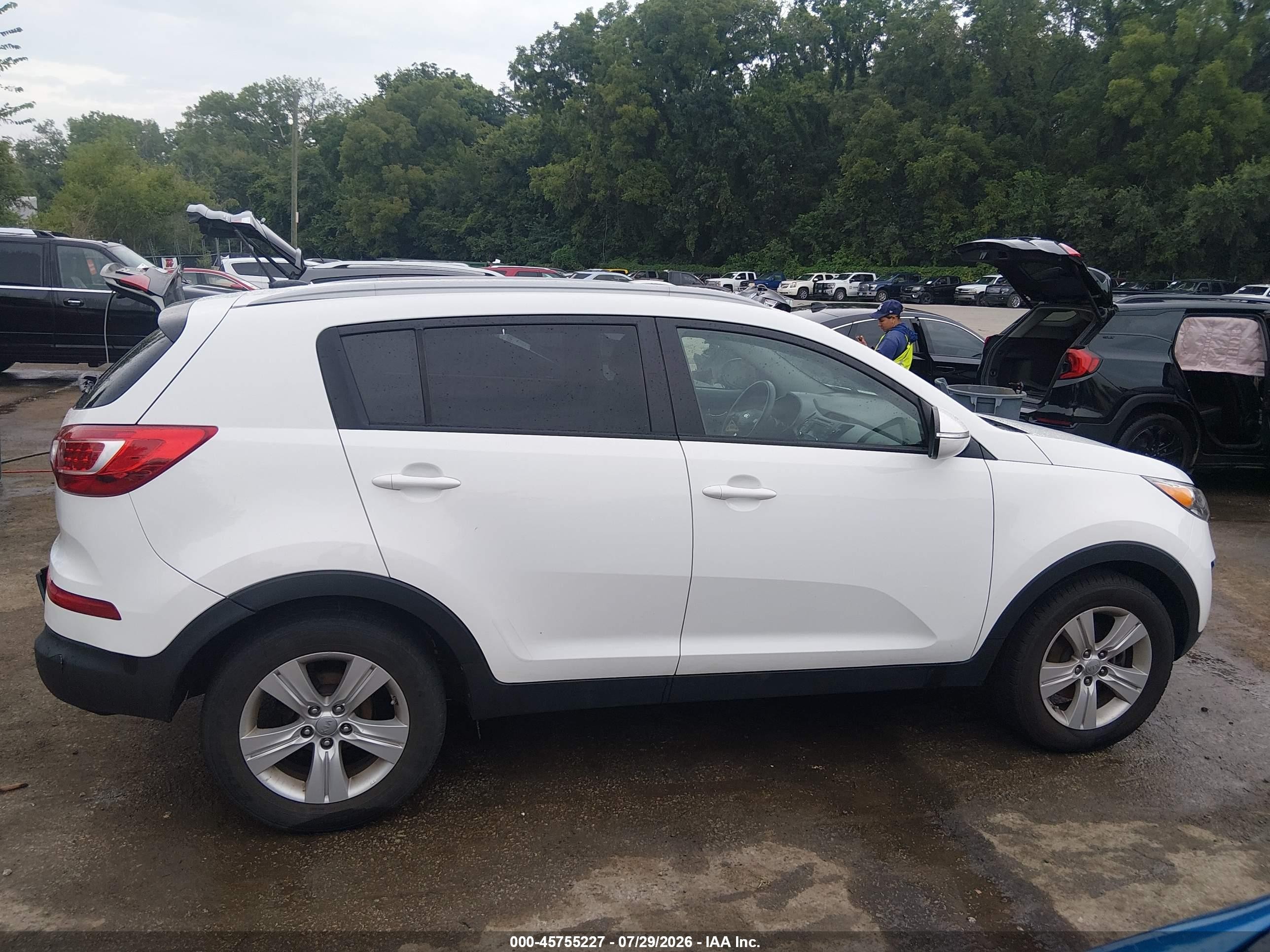 2013 Kia Sportage Lx White vin: KNDPB3A22D7468092