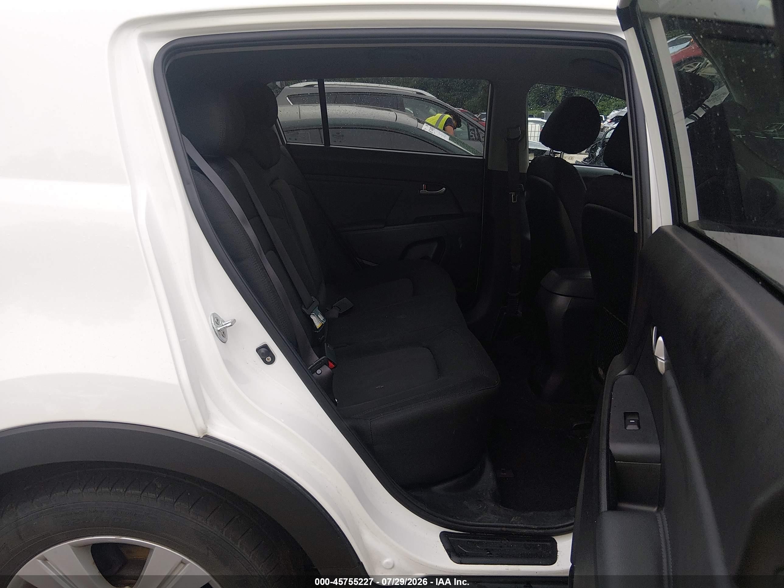 2013 Kia Sportage Lx White vin: KNDPB3A22D7468092