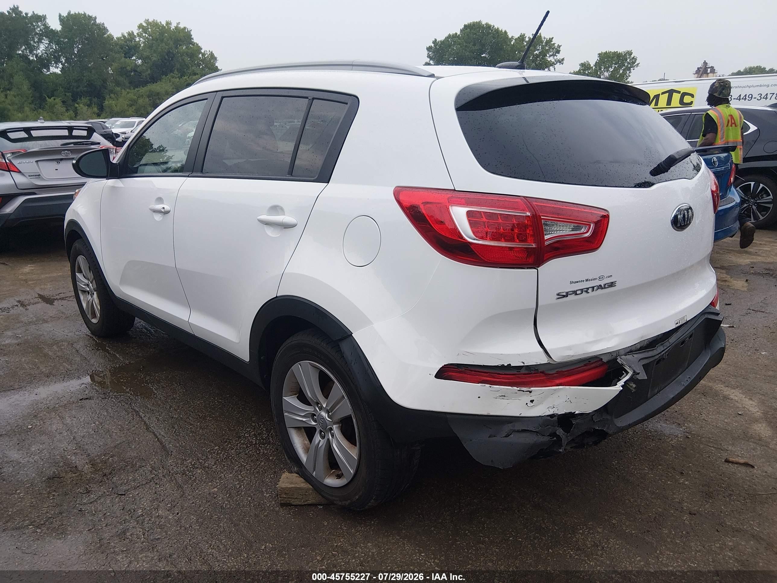 2013 Kia Sportage Lx White vin: KNDPB3A22D7468092