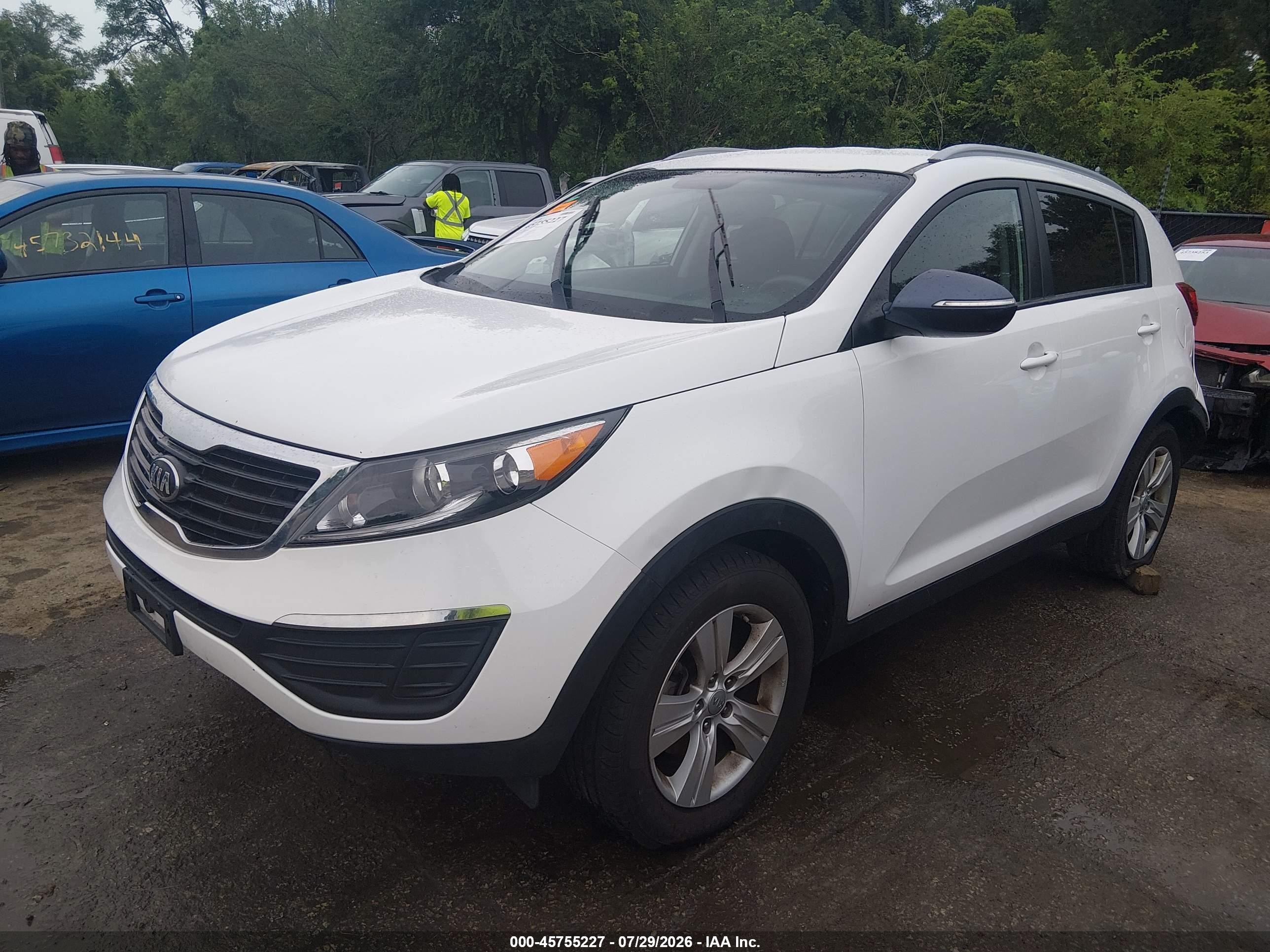 2013 Kia Sportage Lx White vin: KNDPB3A22D7468092