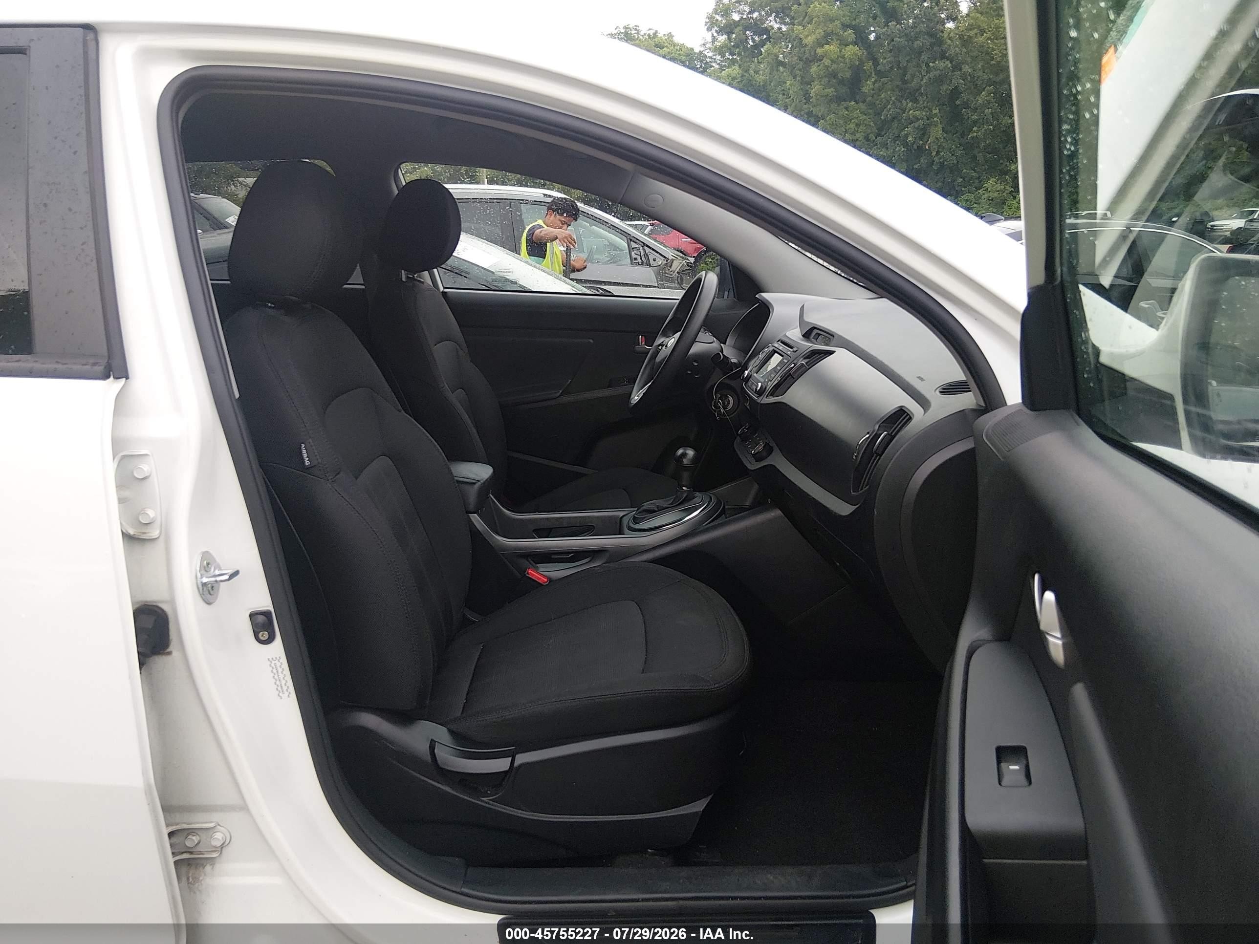2013 Kia Sportage Lx White vin: KNDPB3A22D7468092
