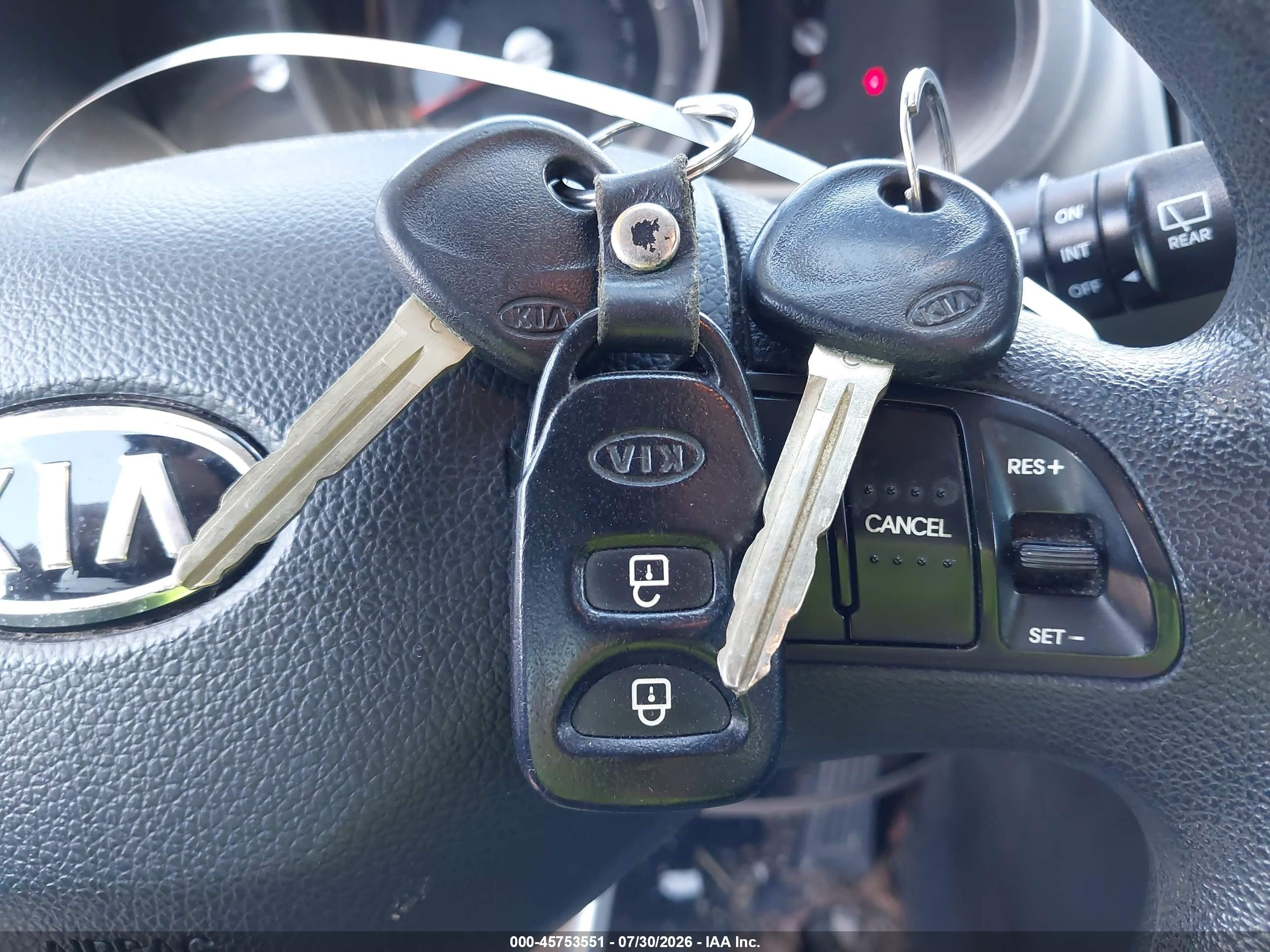 2011 Kia Sportage Lx White vin: KNDPB3A23B7012860