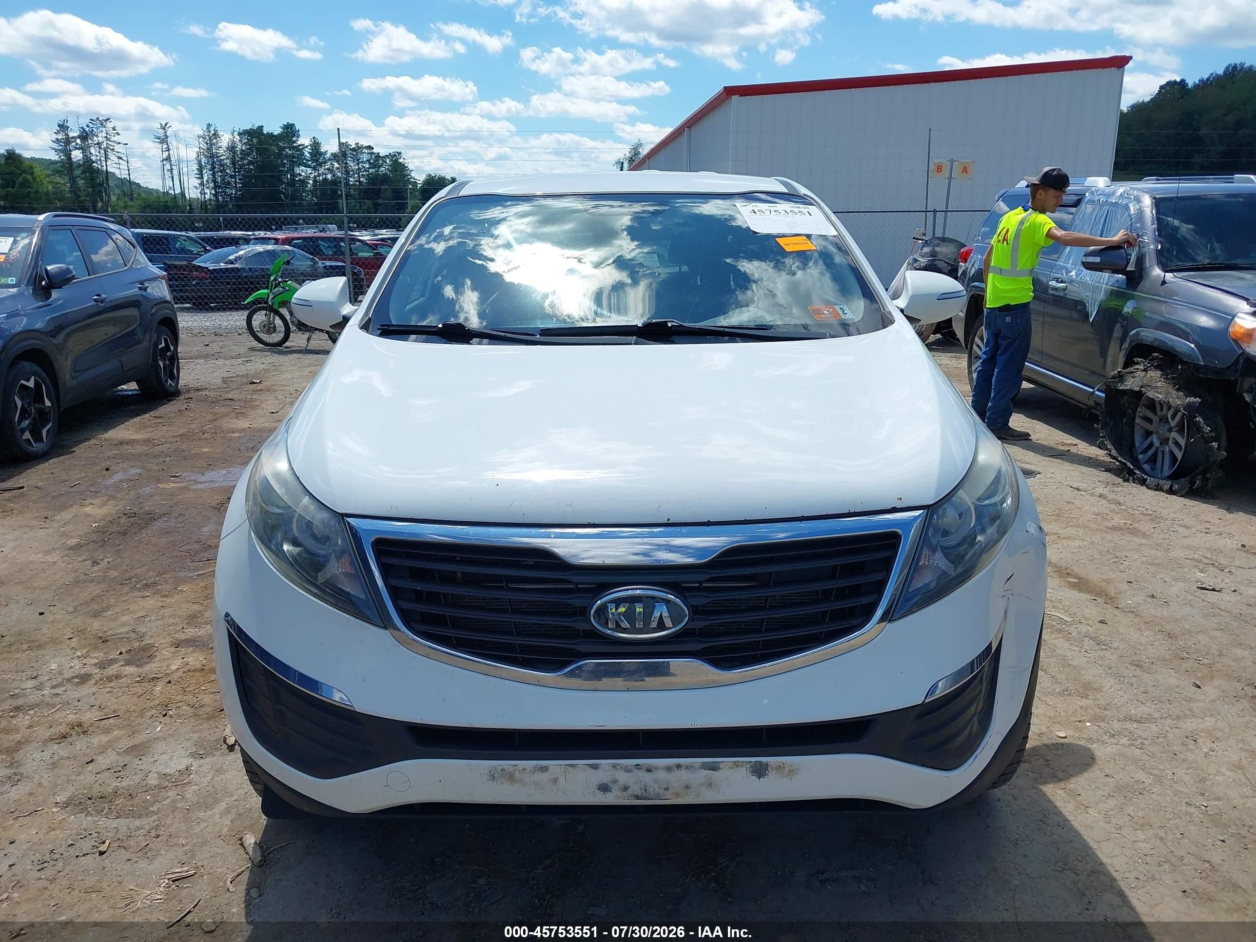 2011 Kia Sportage Lx White vin: KNDPB3A23B7012860
