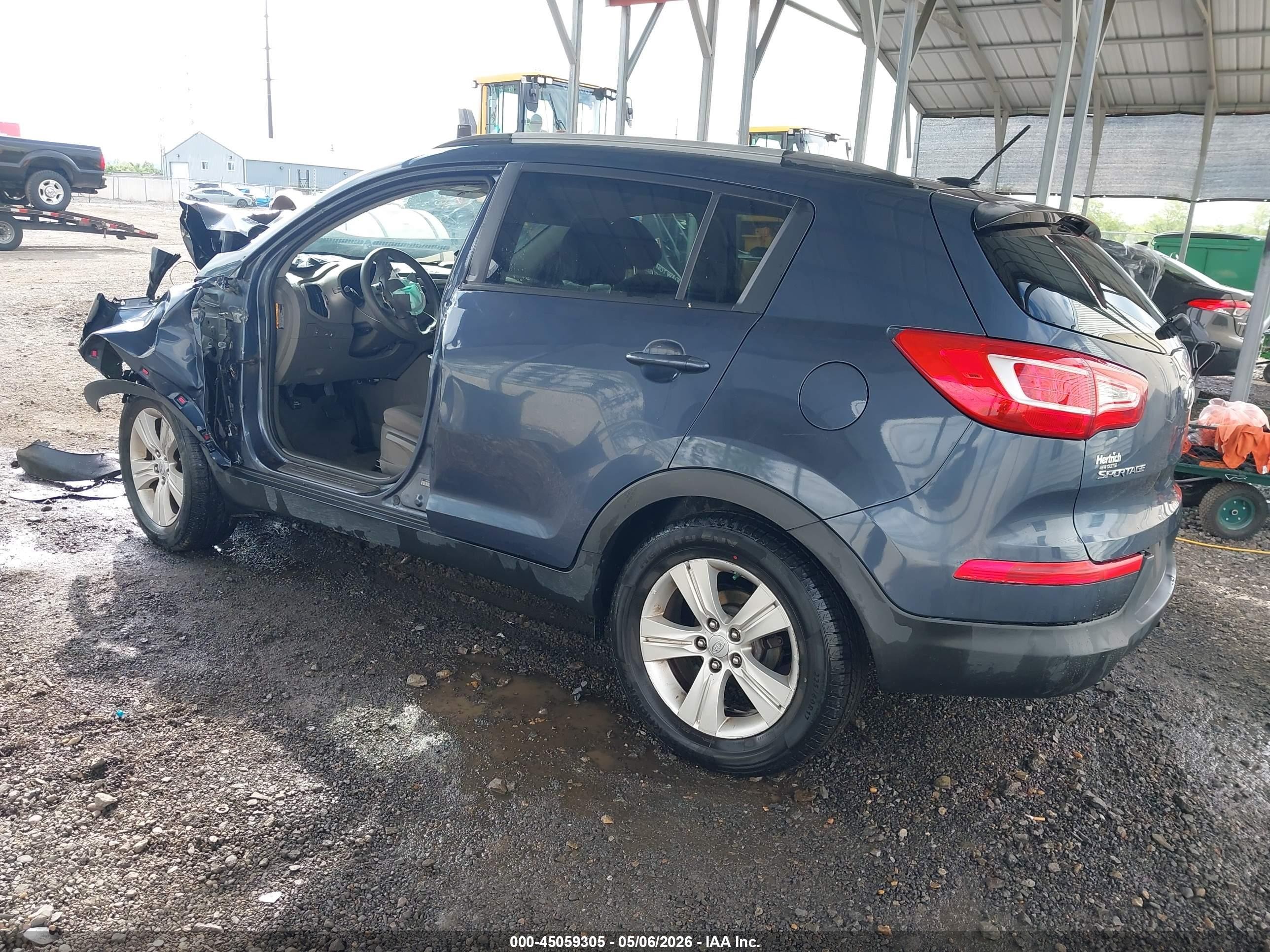 2011 Kia Sportage Lx Blue vin: KNDPB3A23B7023471