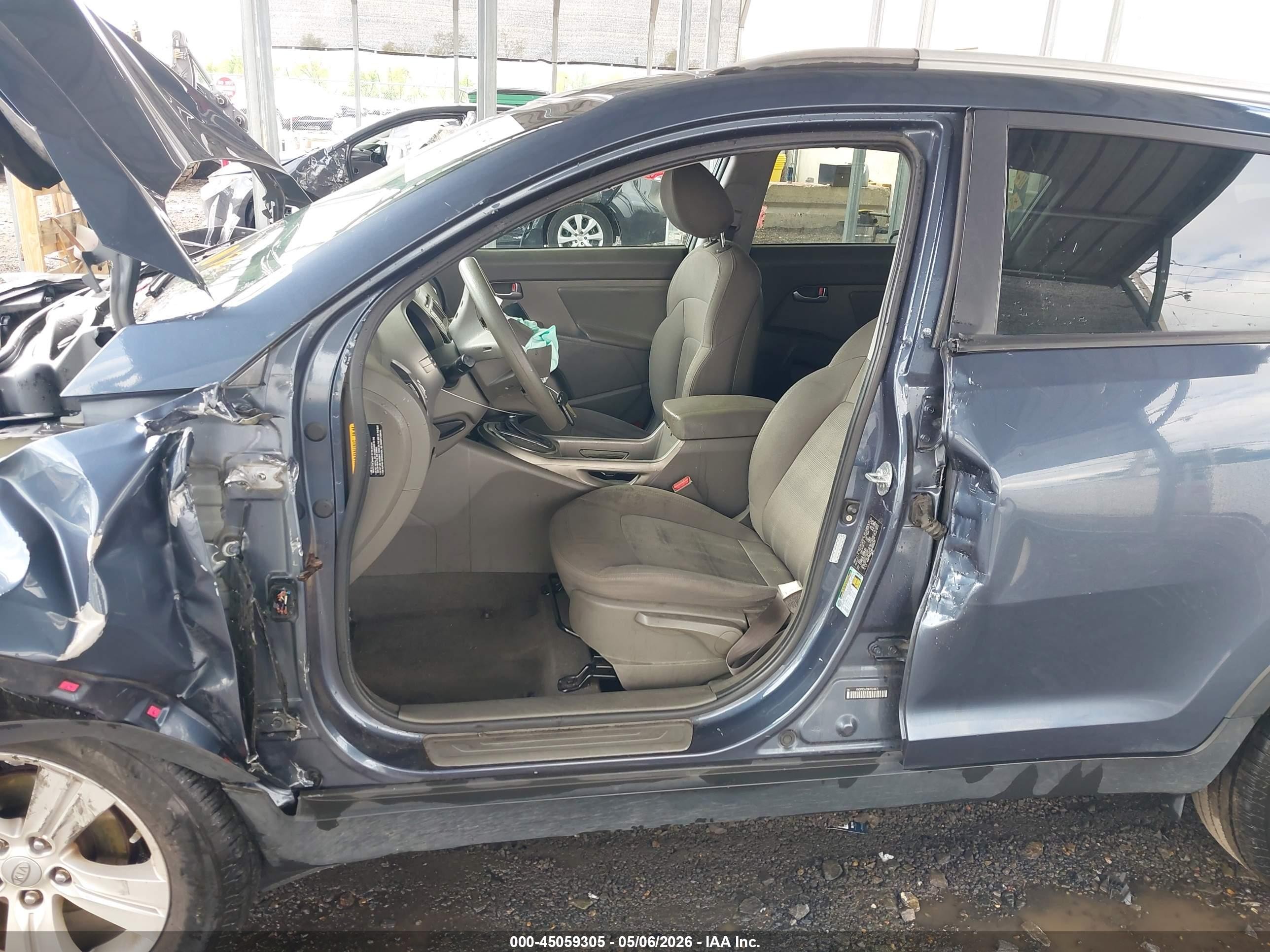 2011 Kia Sportage Lx Blue vin: KNDPB3A23B7023471