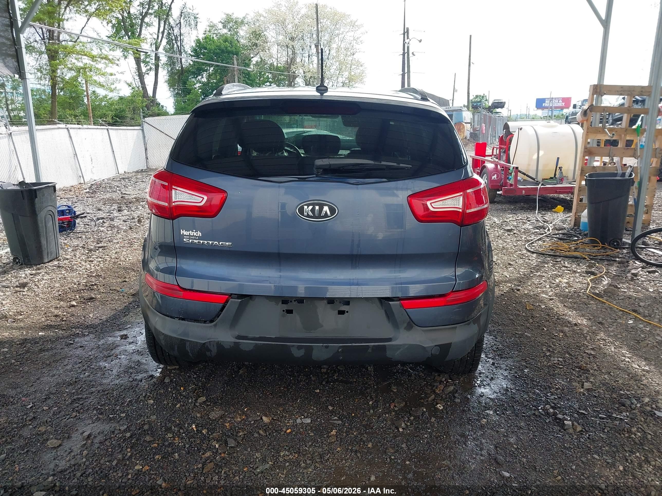 2011 Kia Sportage Lx Blue vin: KNDPB3A23B7023471