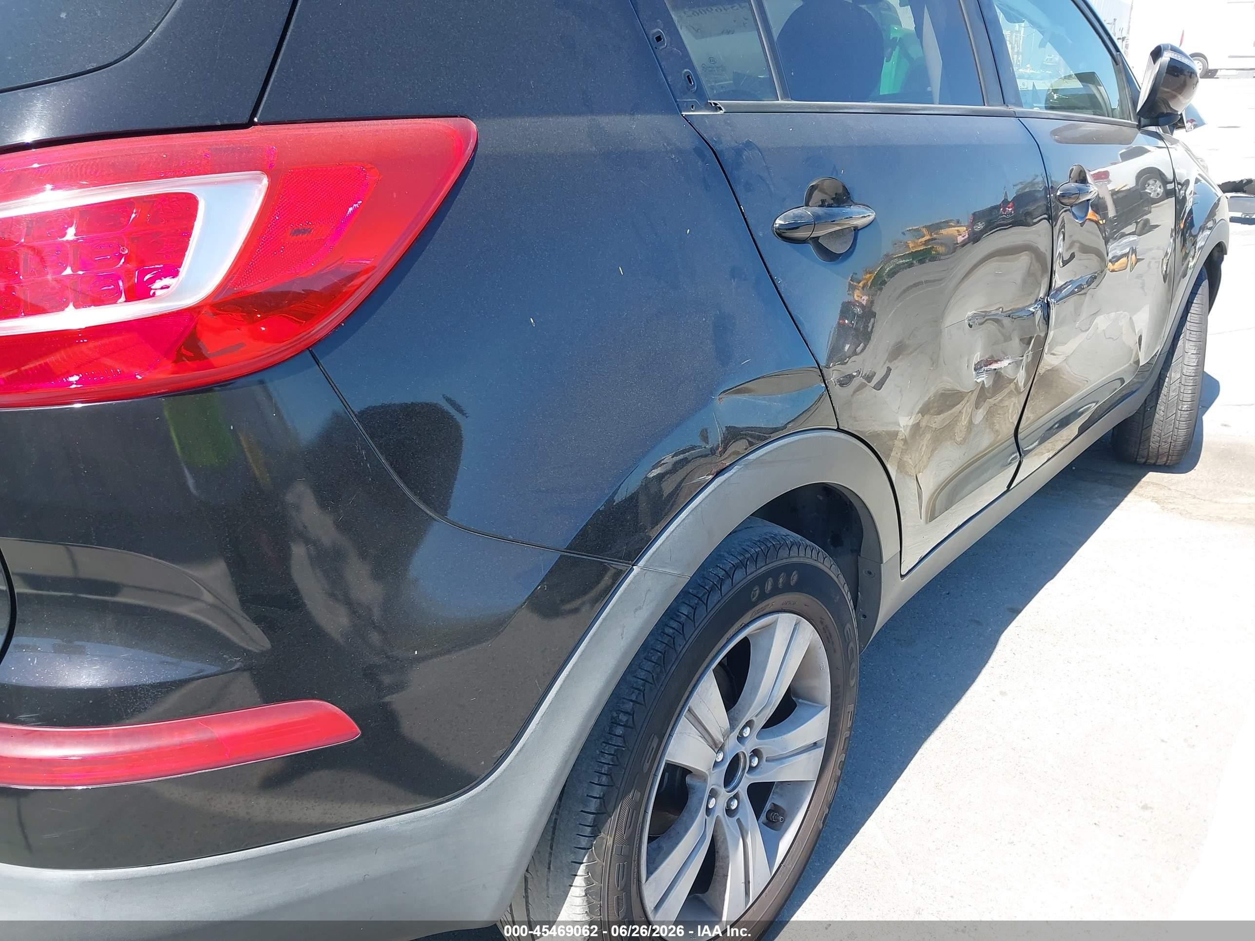 2011 Kia Sportage Lx Черный vin: KNDPB3A23B7087140