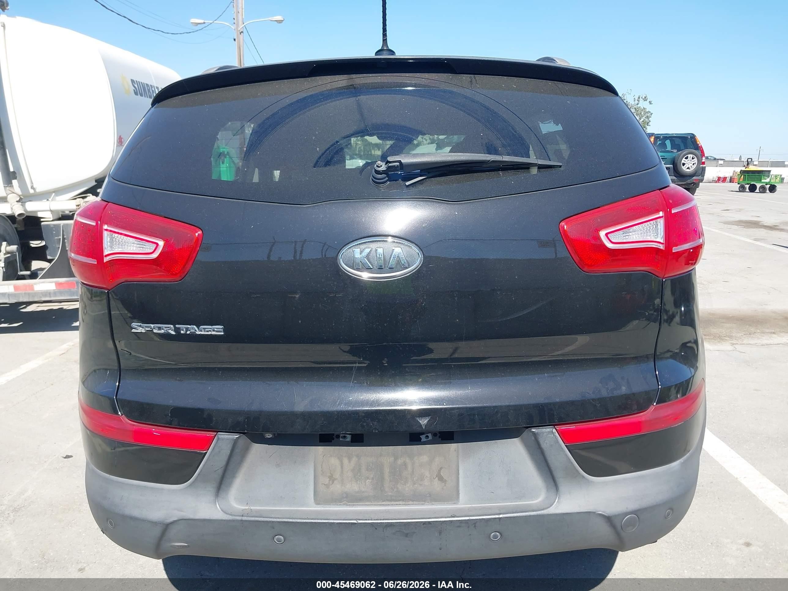 2011 Kia Sportage Lx Черный vin: KNDPB3A23B7087140