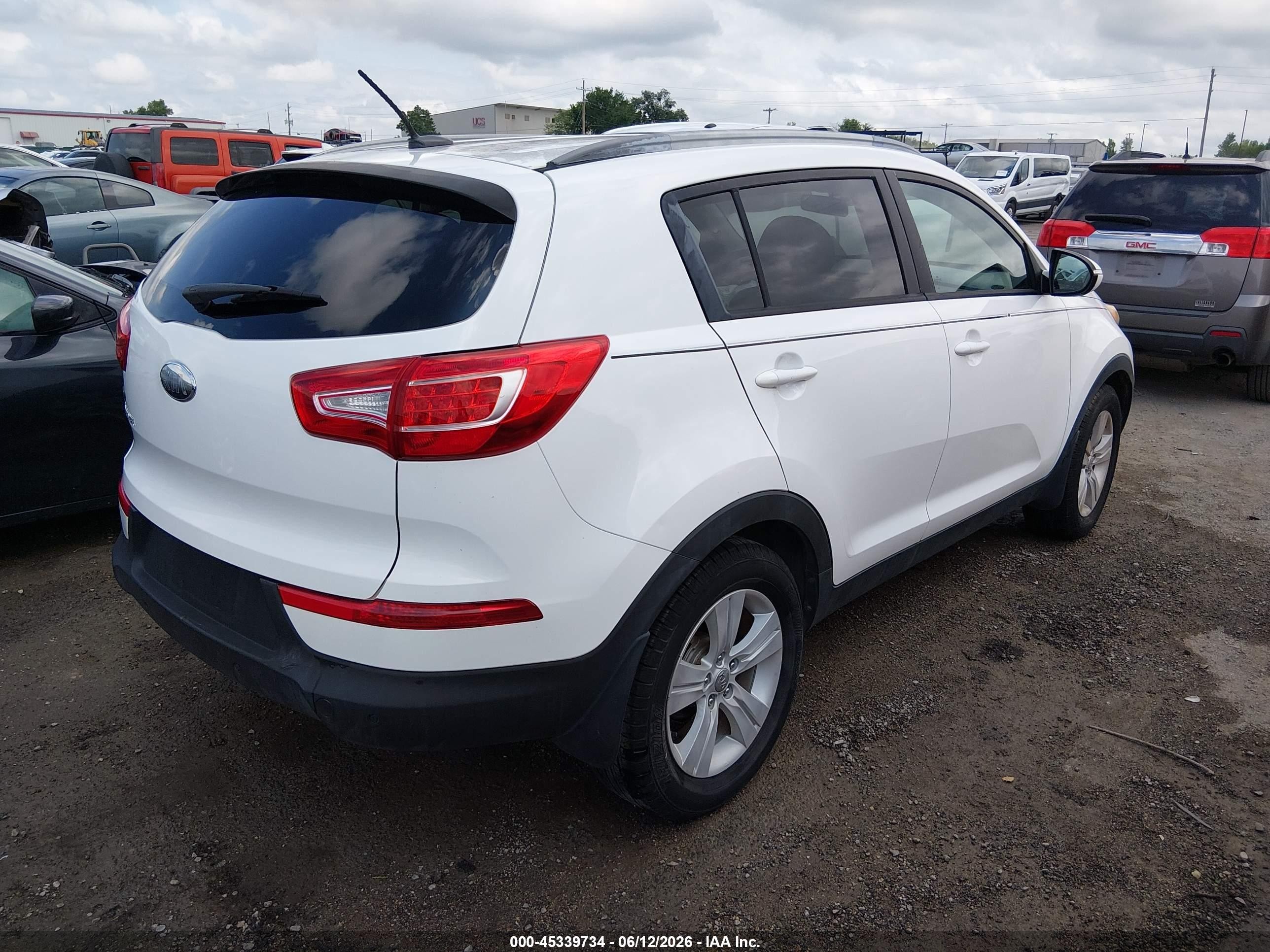 2013 Kia Sportage Lx White vin: KNDPB3A23D7426739